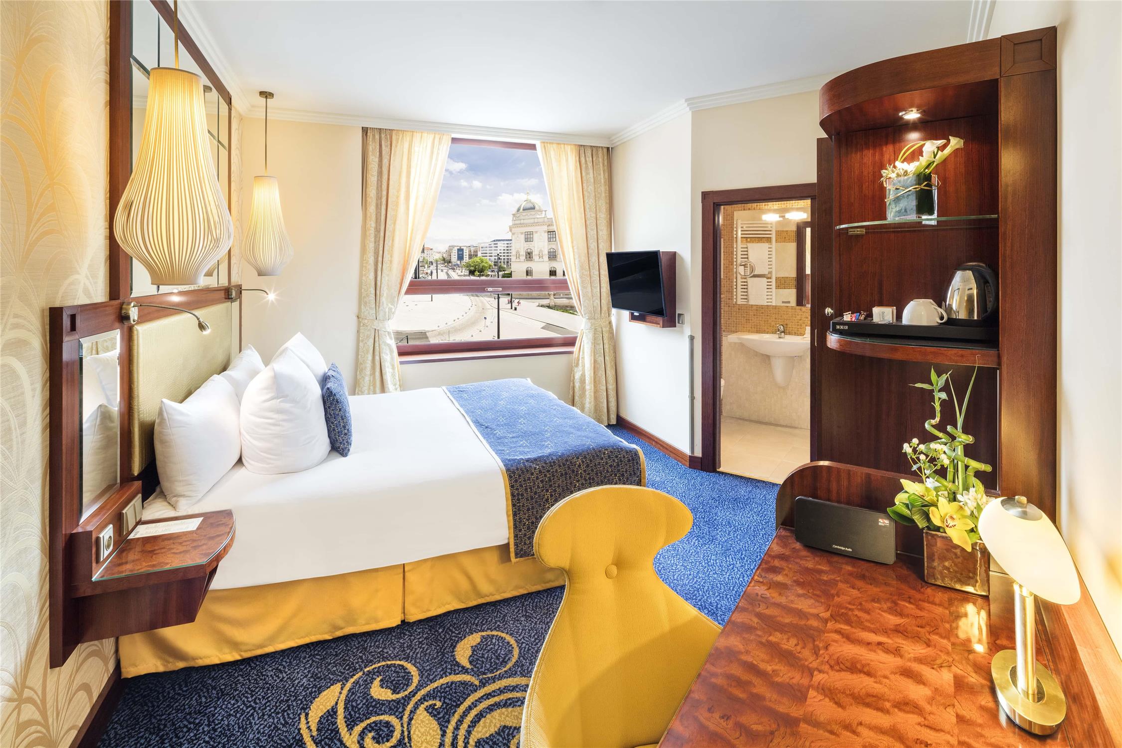 Superior Room with View