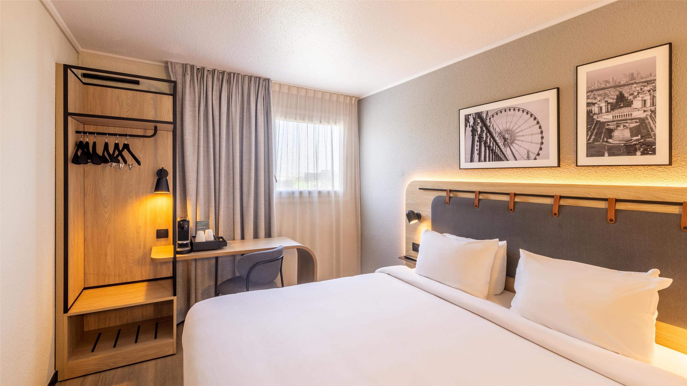 Campanile PRIME - Paris Bobigny 1