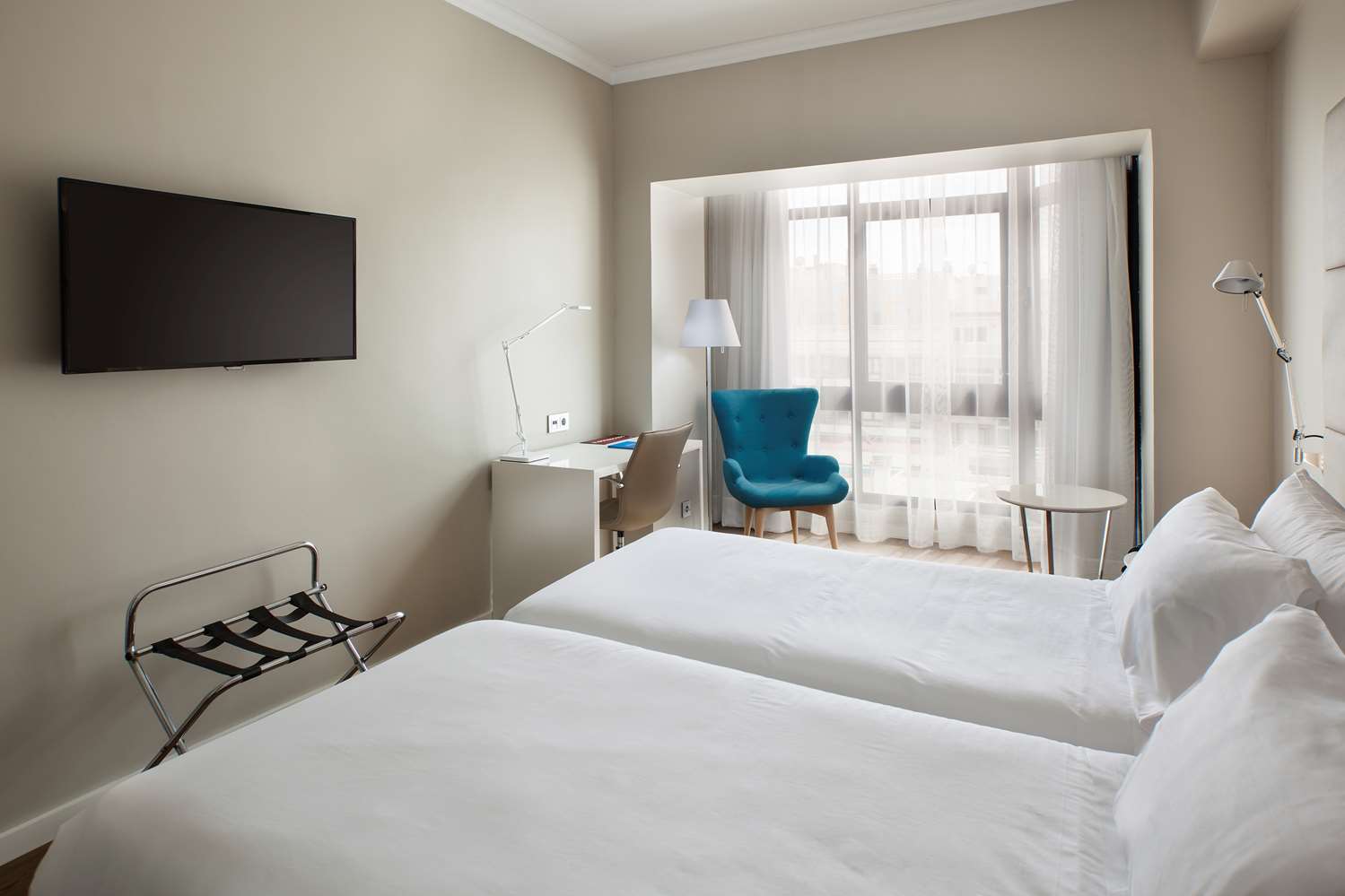 Standard Room With City View