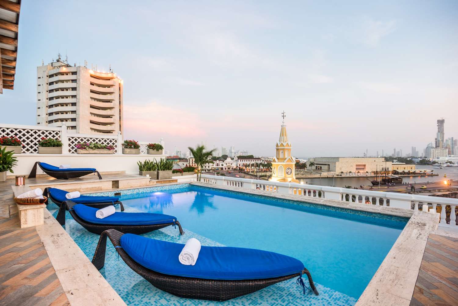 NH Royal Urban Cartagena 1