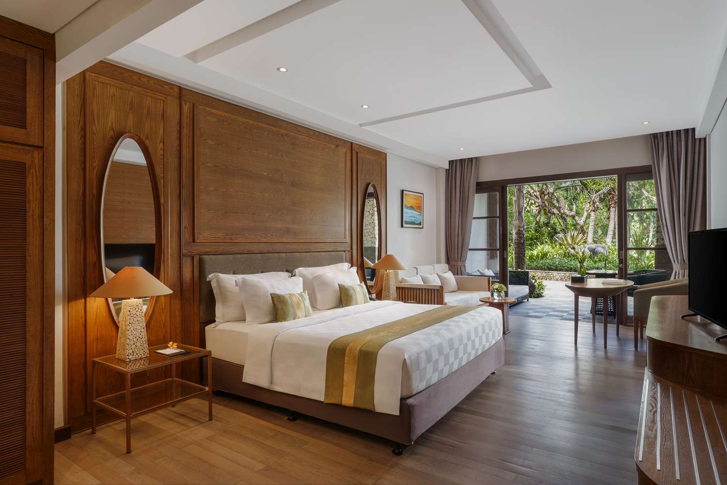 Royal Tulip Springhill Resort Jimbaran 1