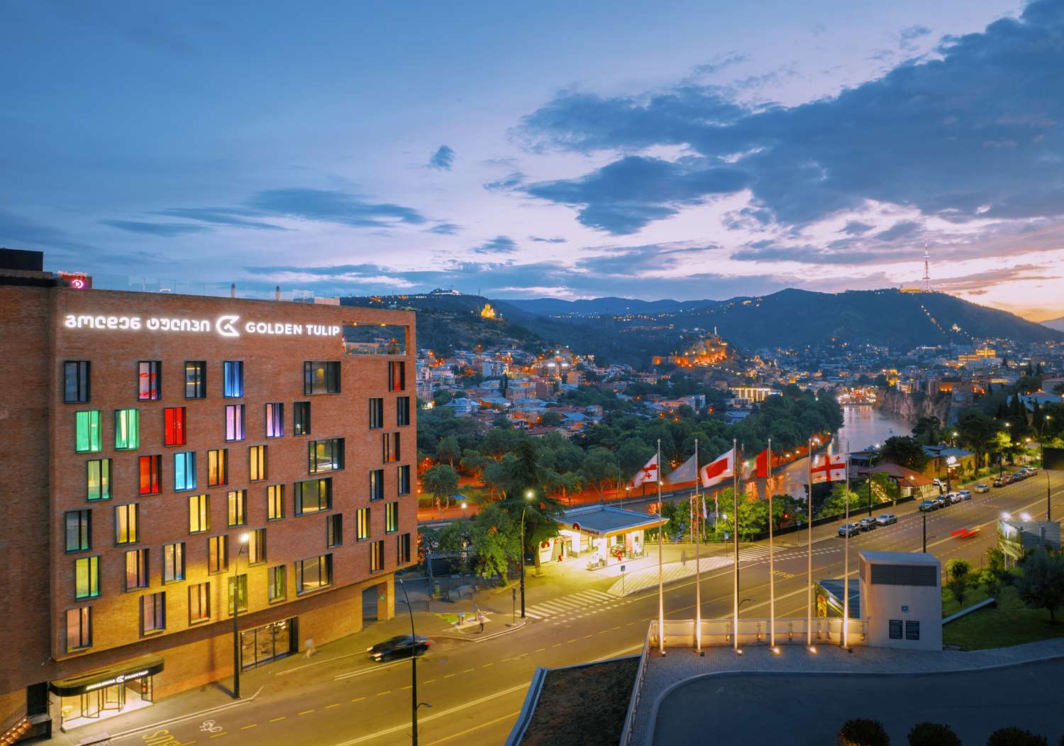 Golden Tulip Design Tbilisi 2