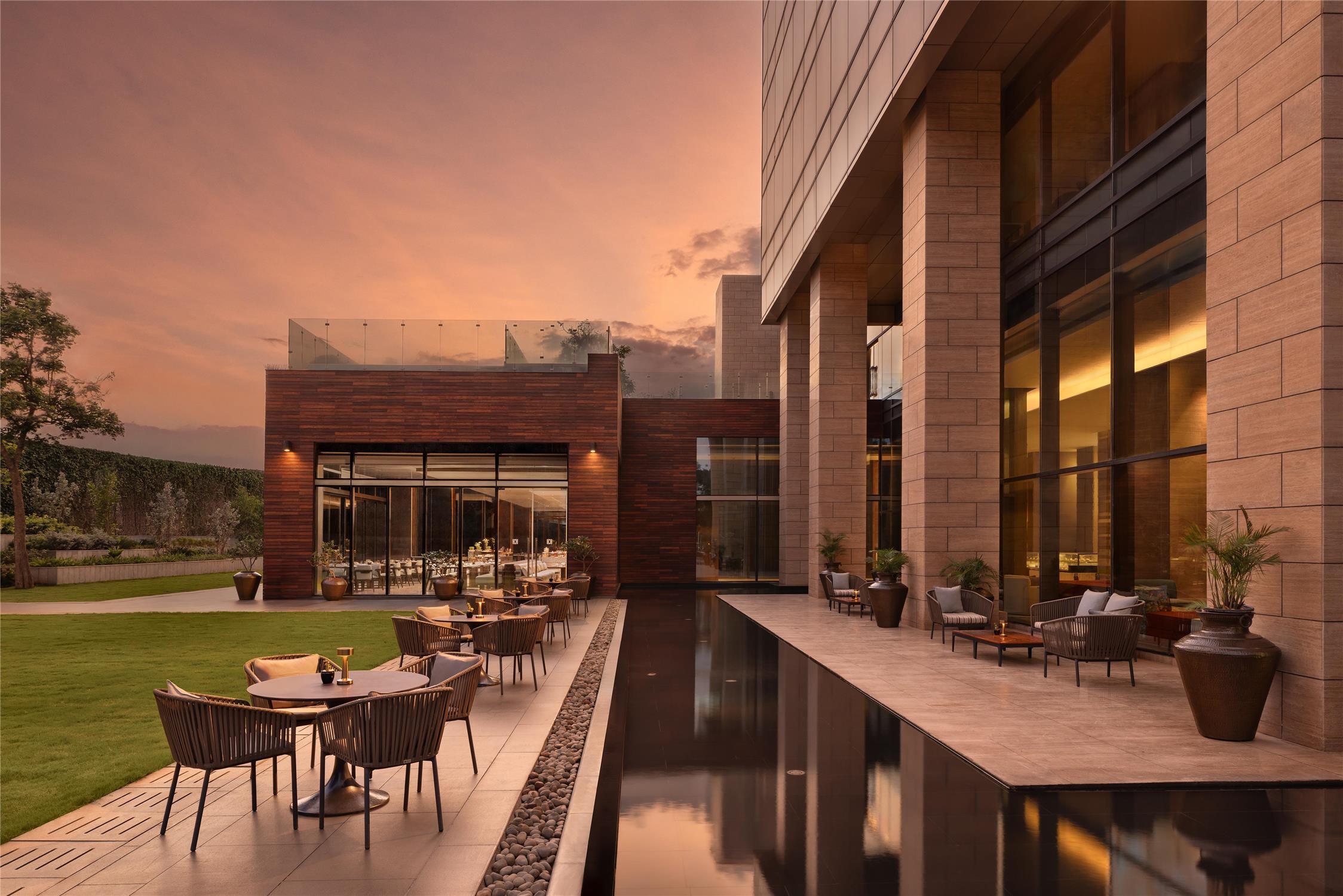 The Den Bengaluru, LXR Hotels & Resorts 2