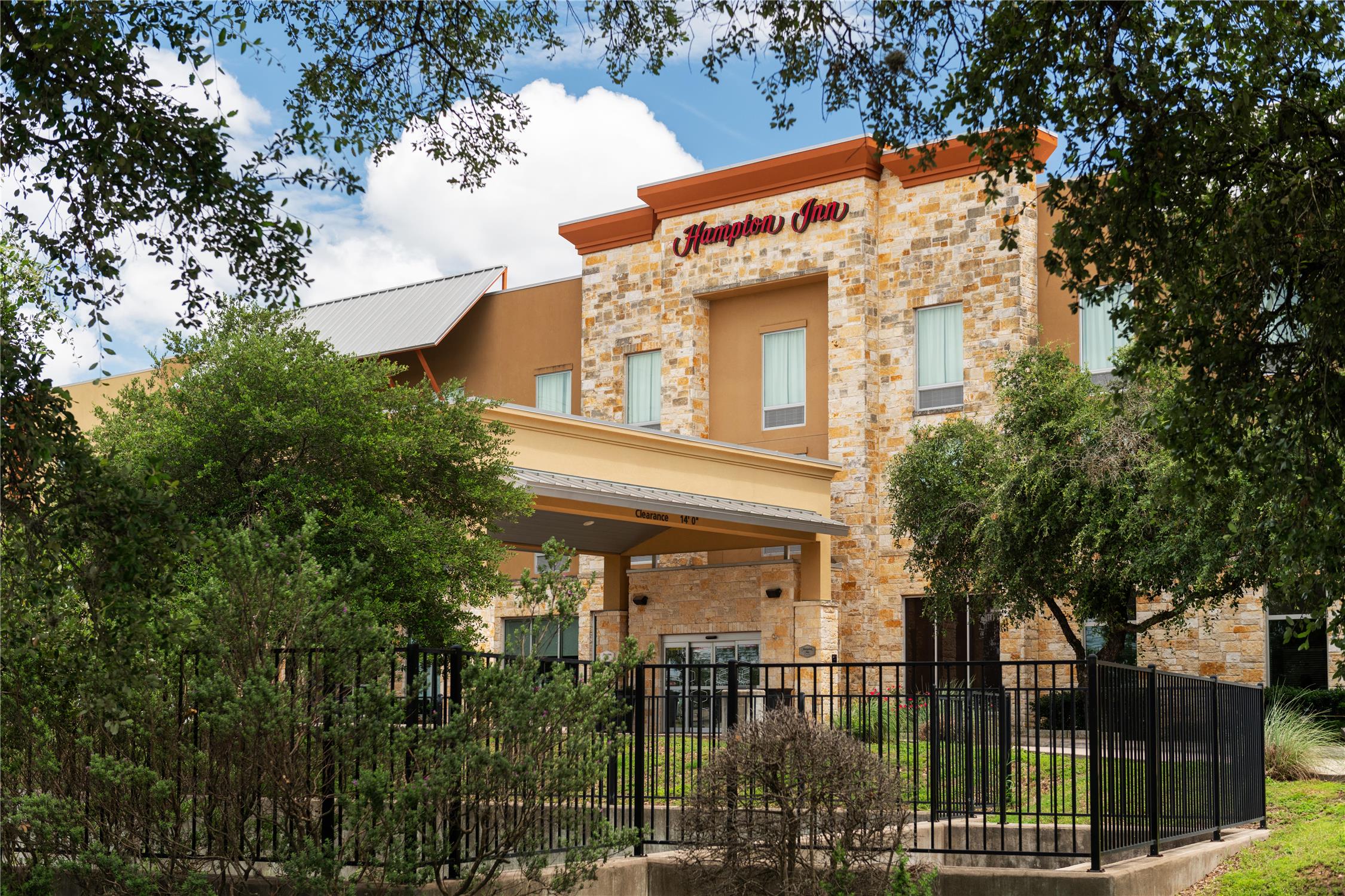 Hampton Inn Austin Oak Hill 2