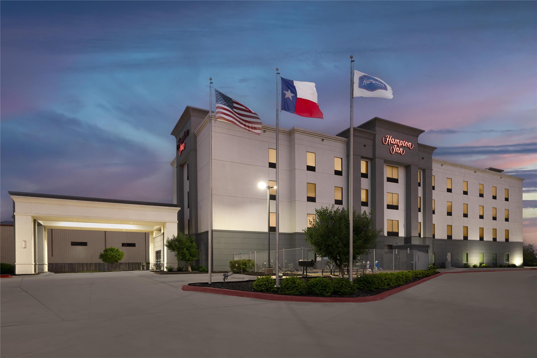 Hampton Inn Cotulla 2