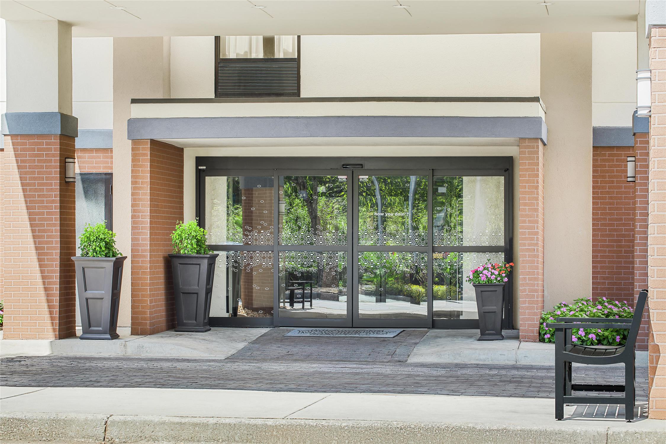 Hampton Inn Commerce 2