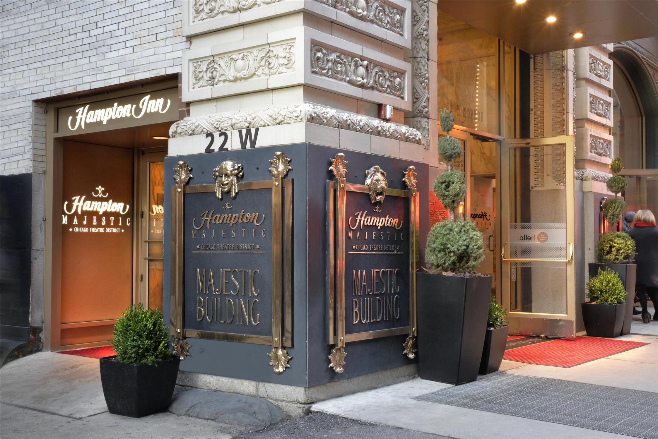 Hampton Inn Majestic Chicago Theatre District 1