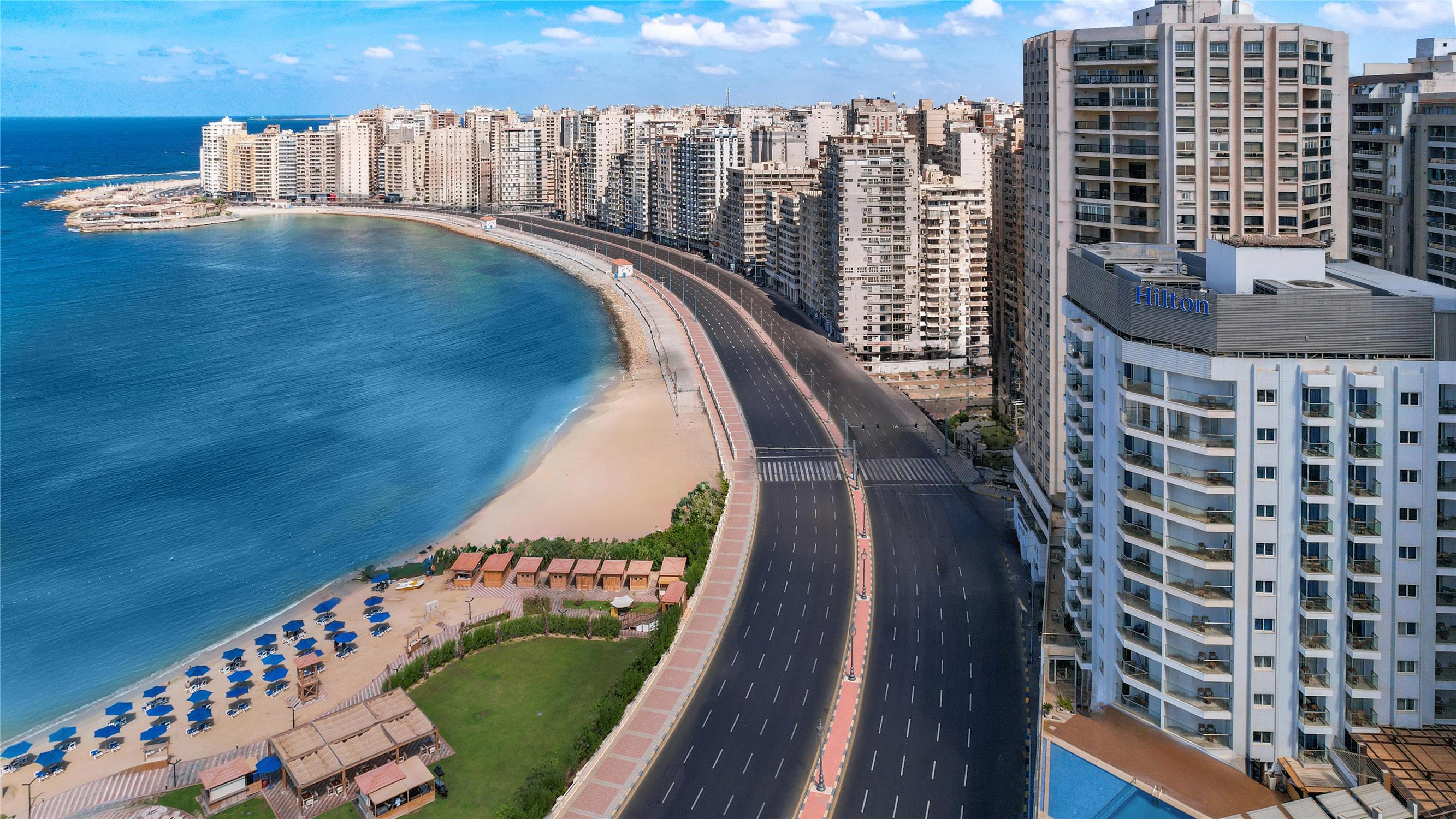 Hilton Alexandria Corniche 1
