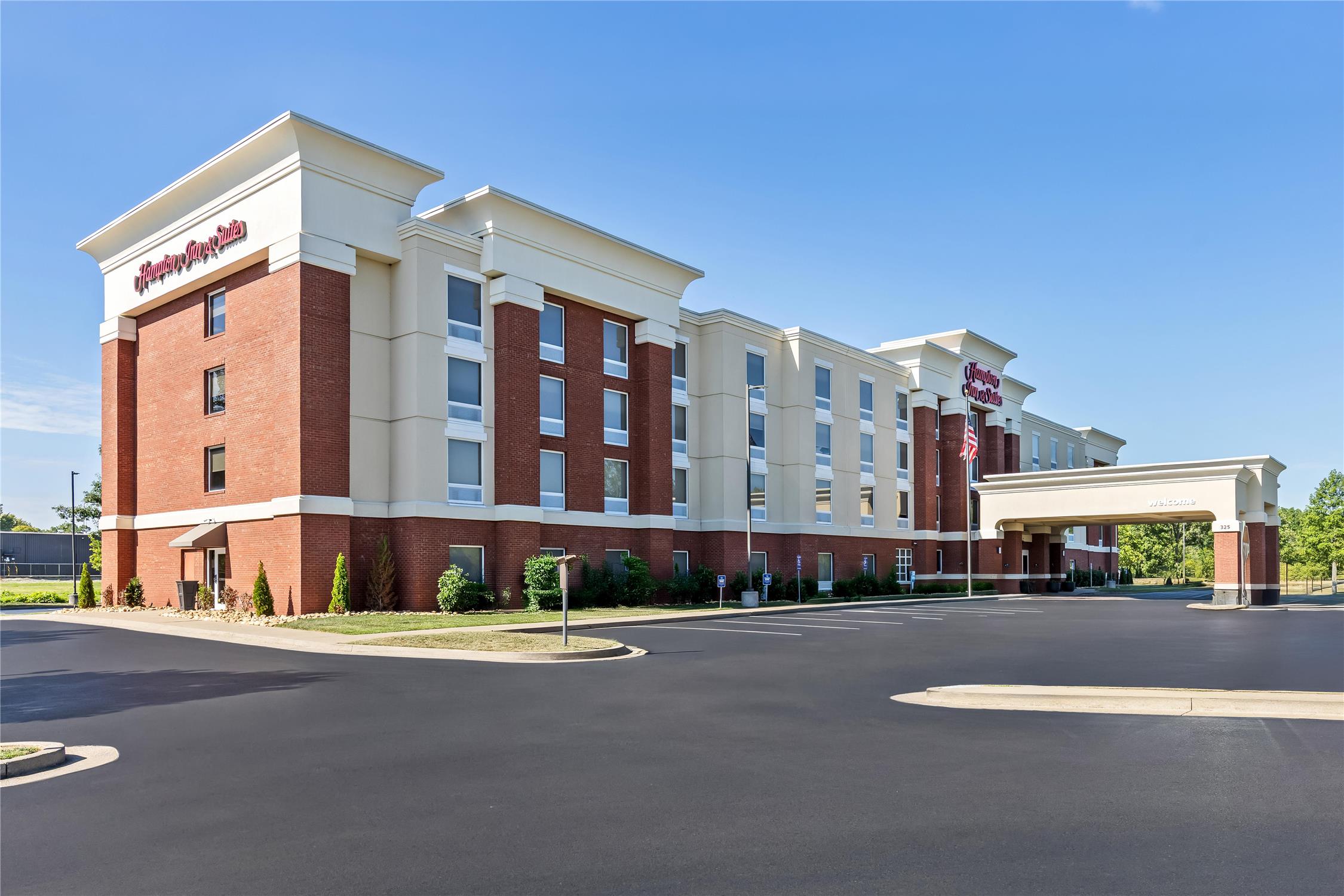 Hampton Inn & Suites Murfreesboro 1