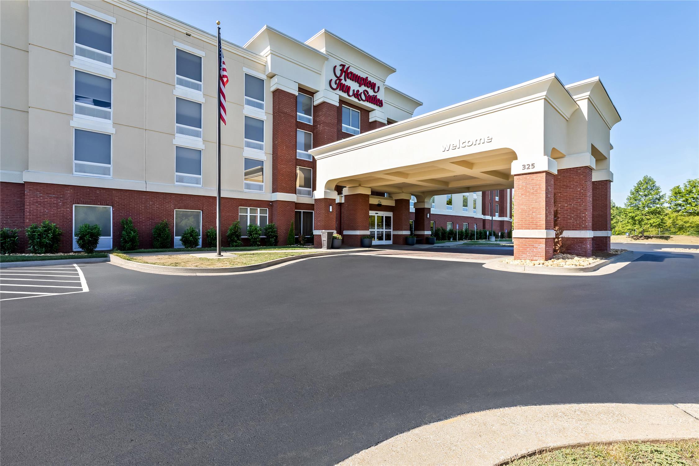 Hampton Inn & Suites Murfreesboro 2