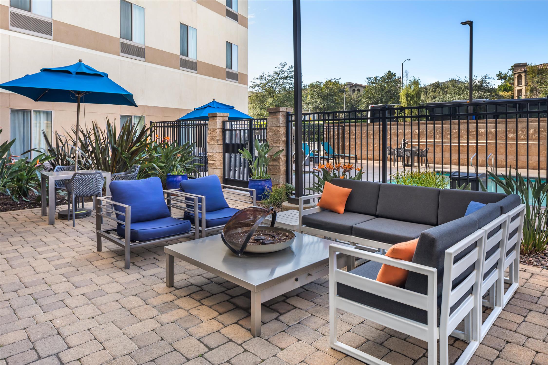 Hampton Inn & Suites Riverside/Corona East 2