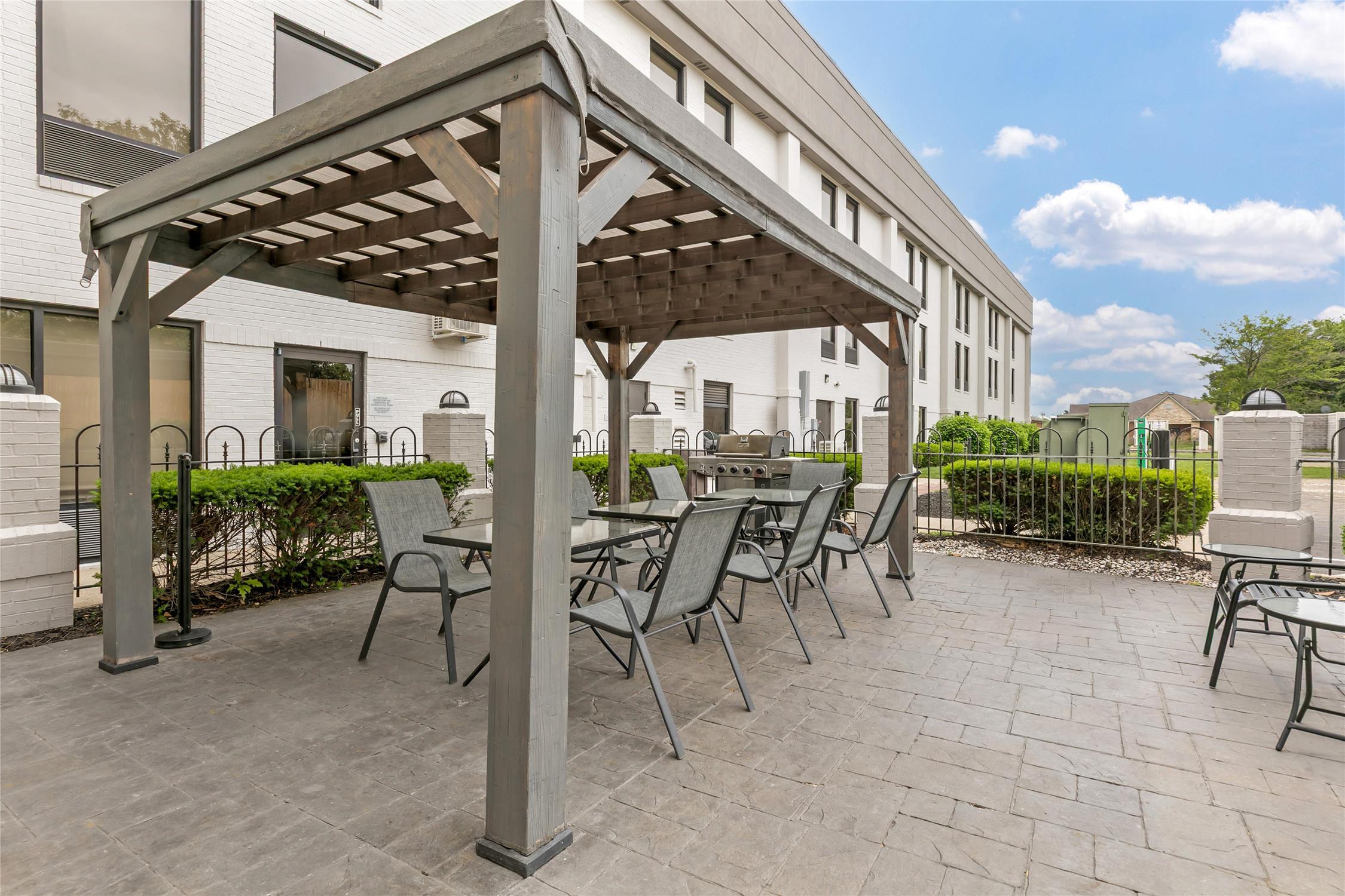 Hampton Inn Richmond 2