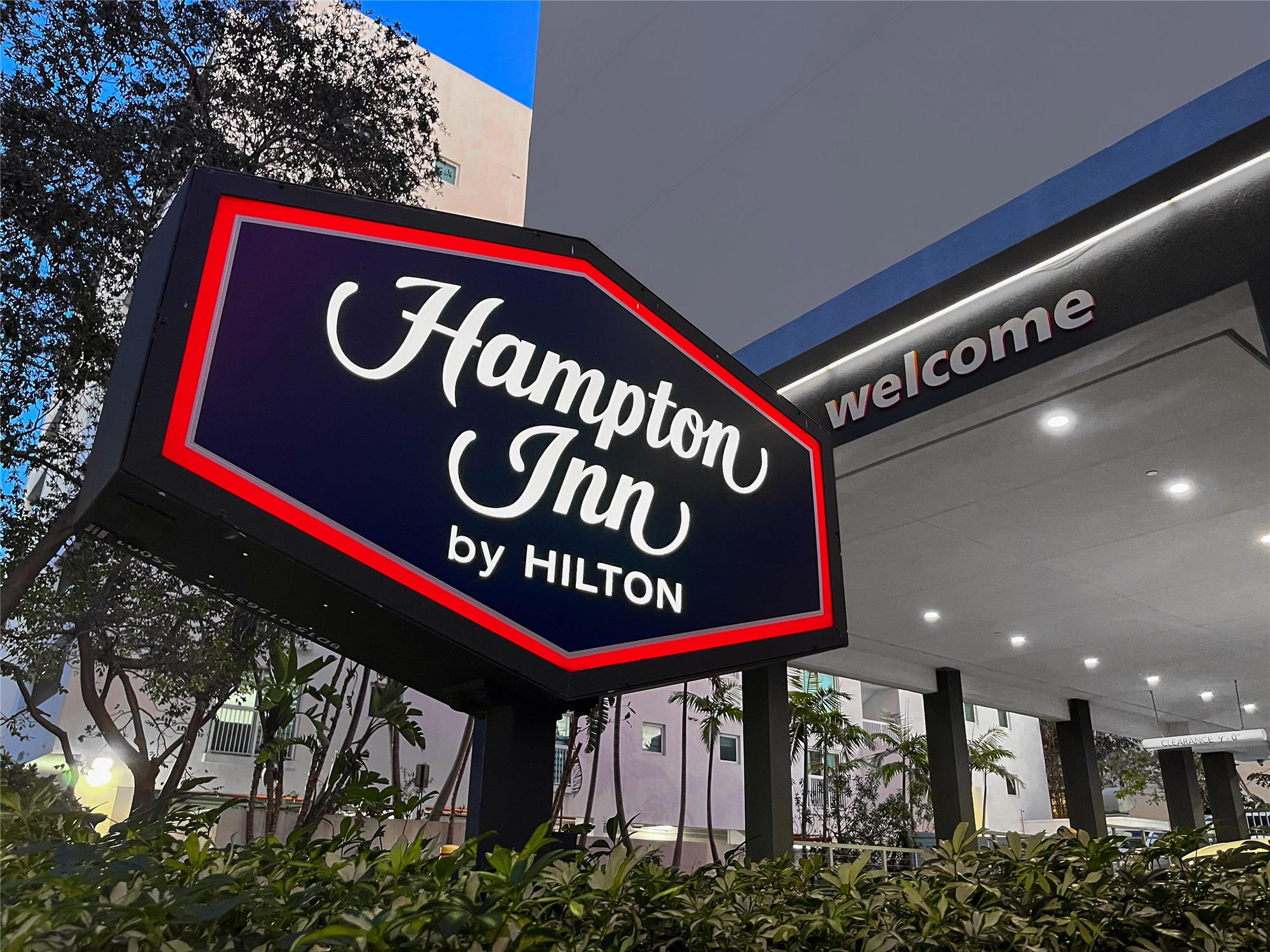Hampton Inn Miami-Coconut Grove/Coral Gables 2