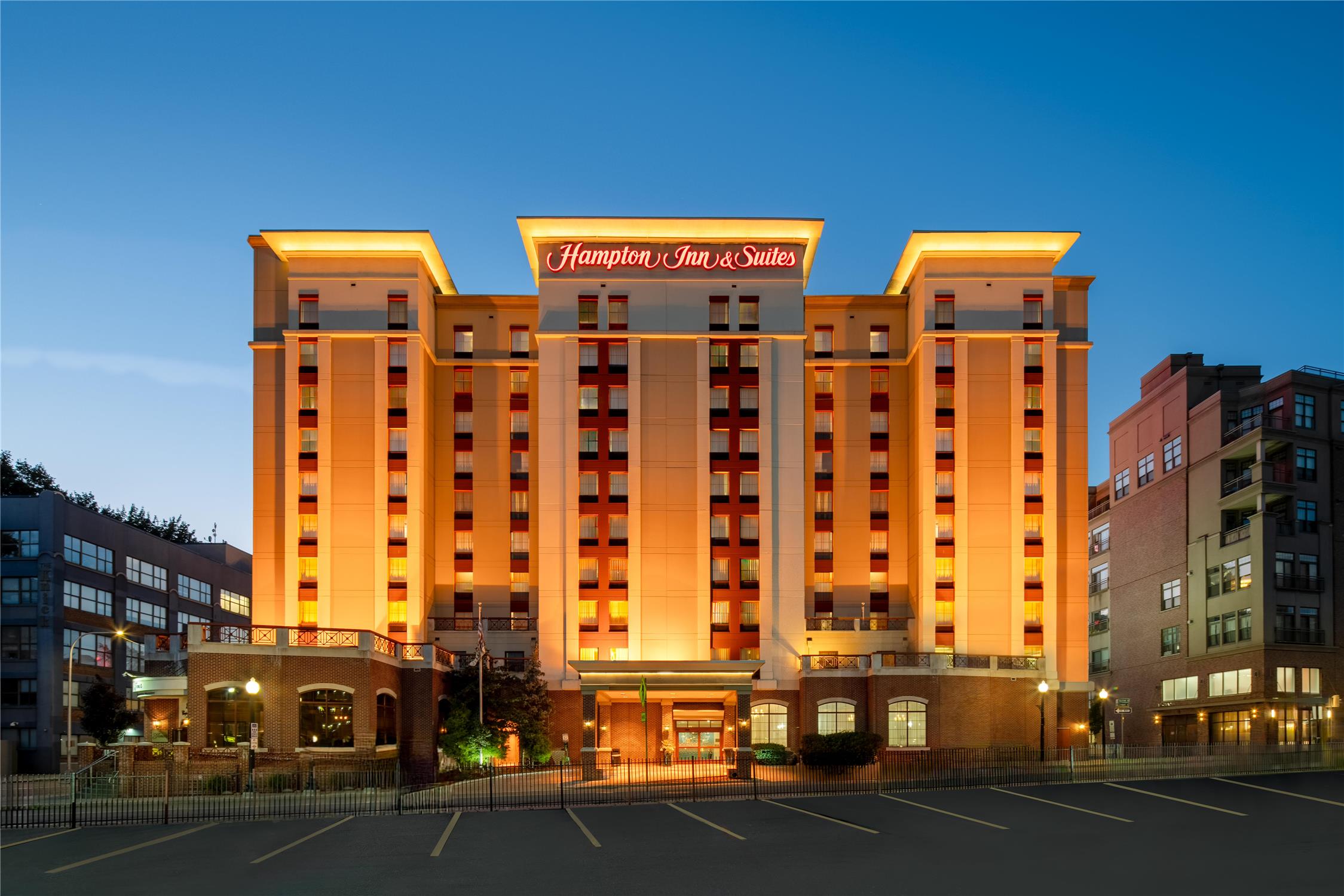 Hampton Inn & Suites Albany-Downtown 2