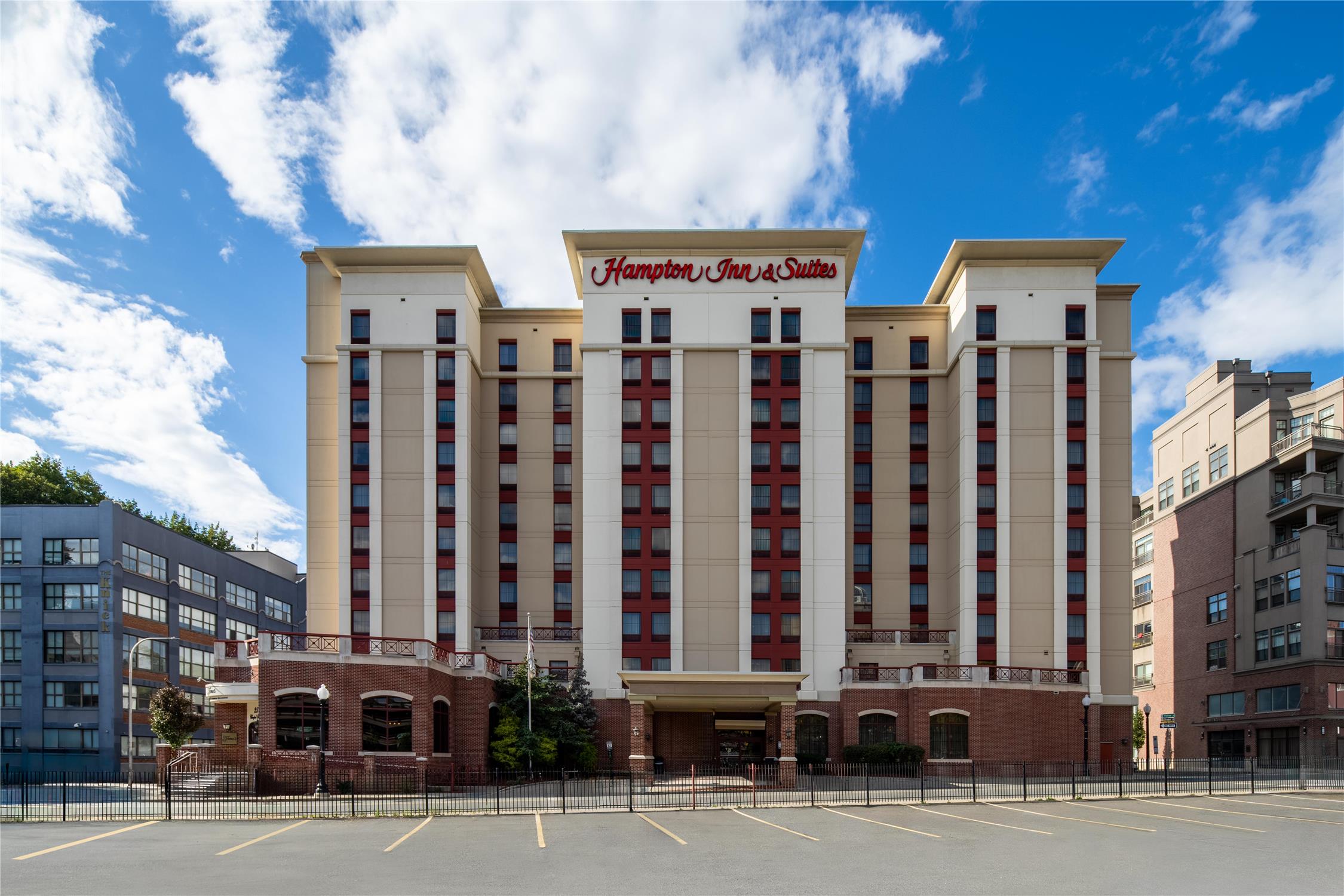 Hampton Inn & Suites Albany-Downtown 1