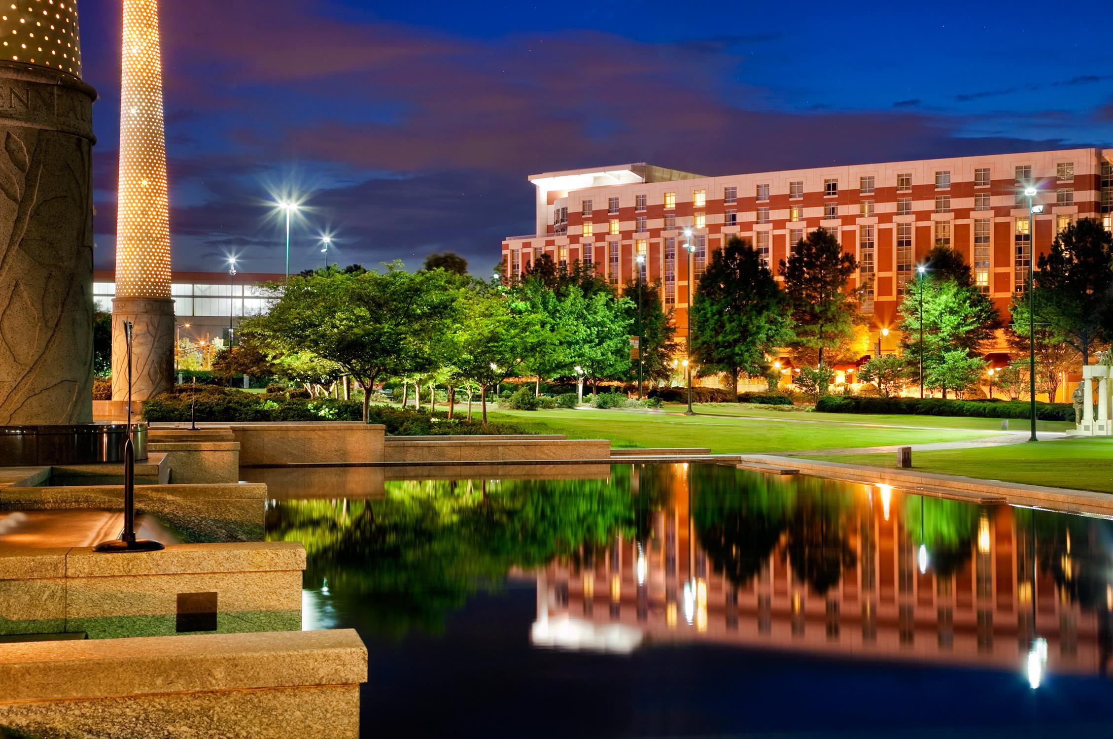 Embassy Suites by Hilton Atlanta Centennial Olympic Park 2