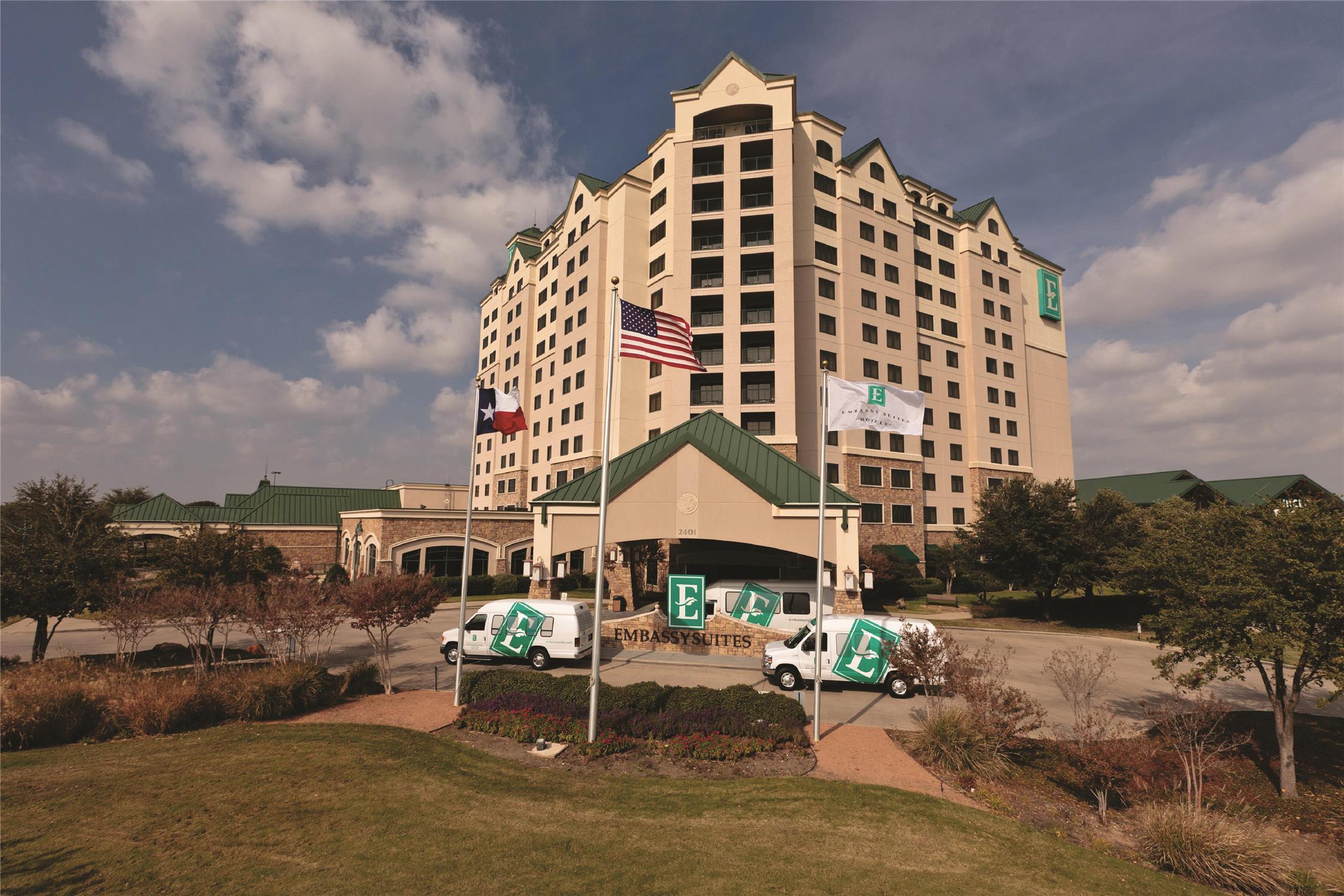 Embassy Suites by Hilton Grapevine DFW Airport North 2