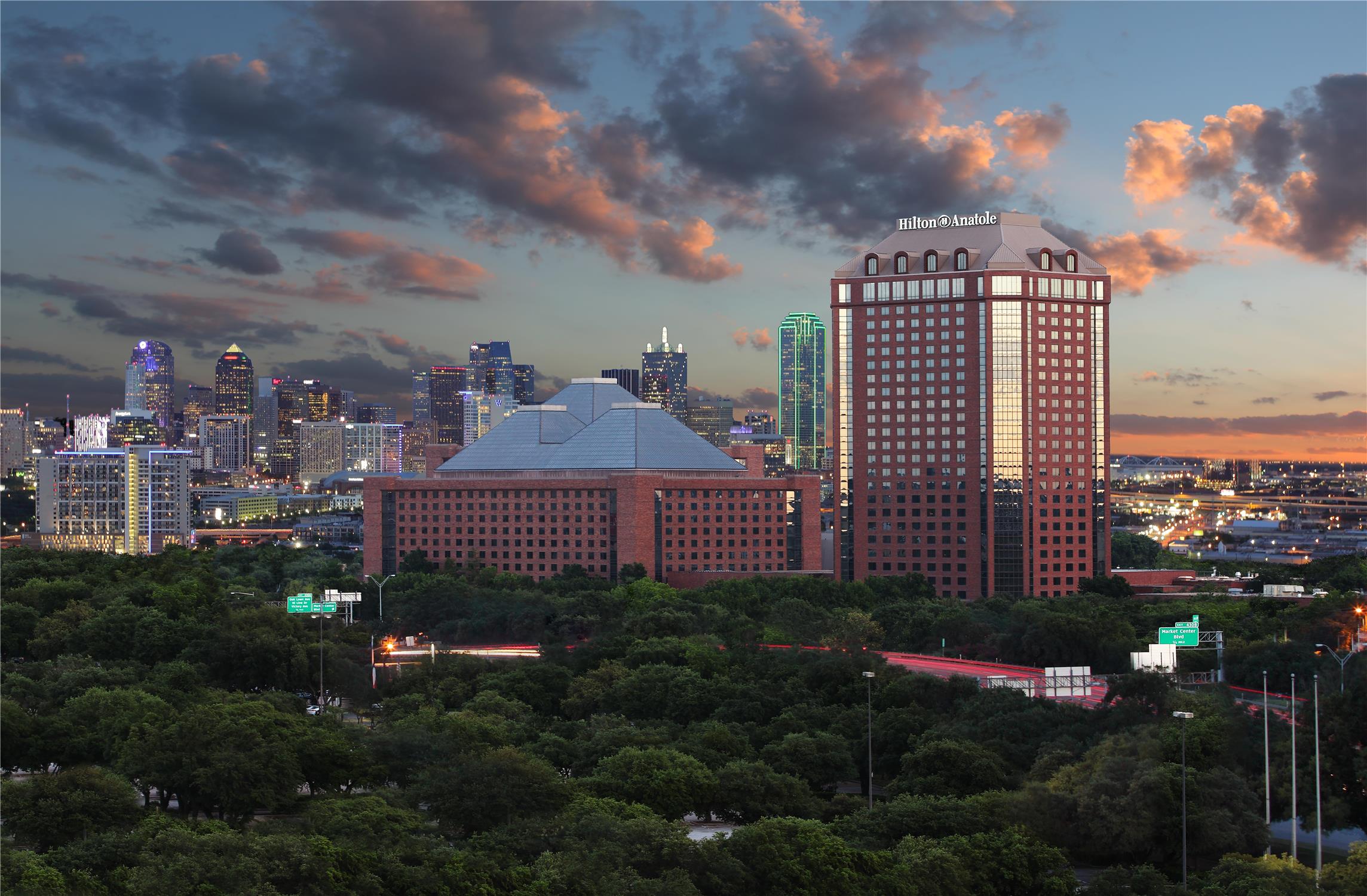 Hilton Anatole 1