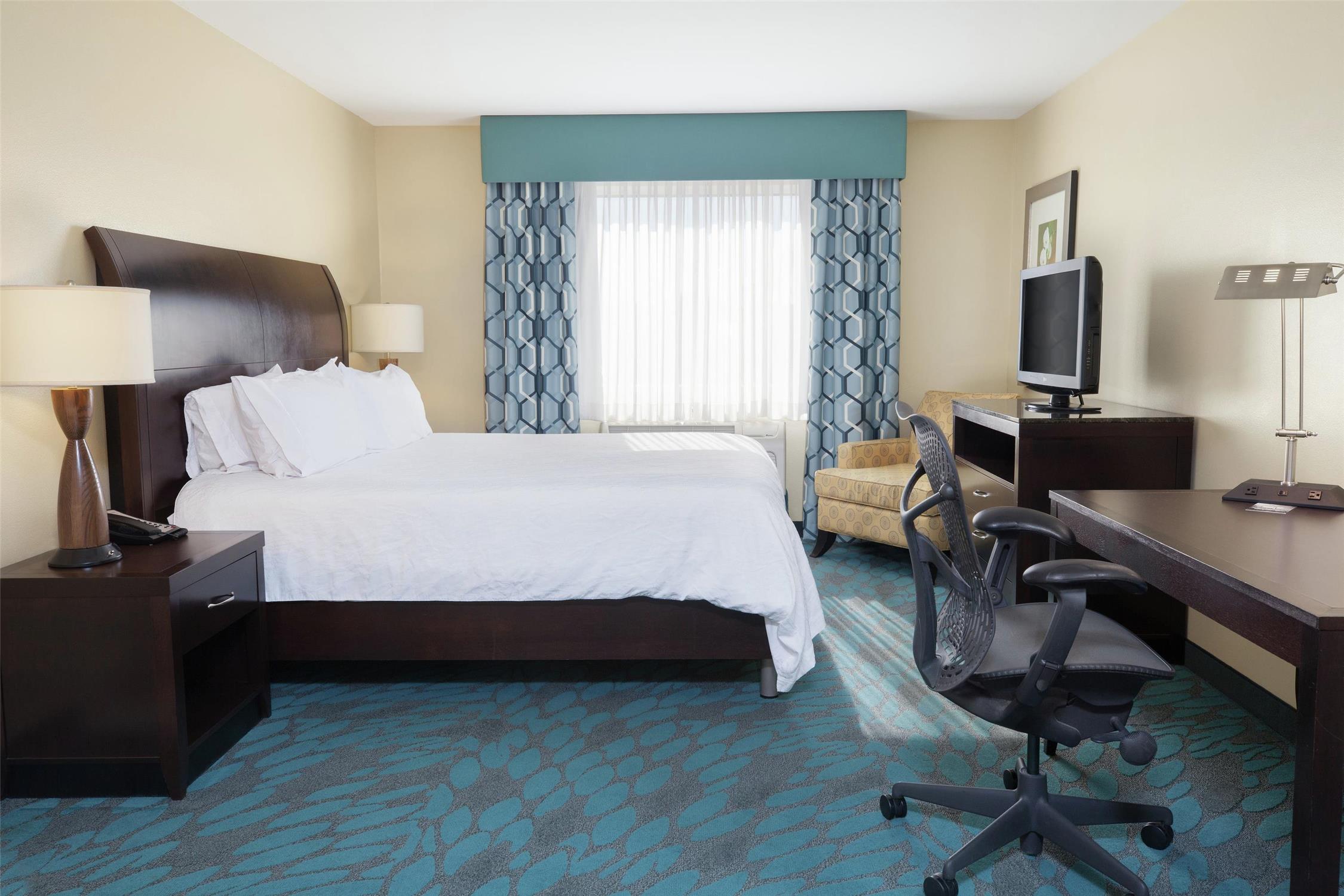 Hilton Garden Inn Fargo 2