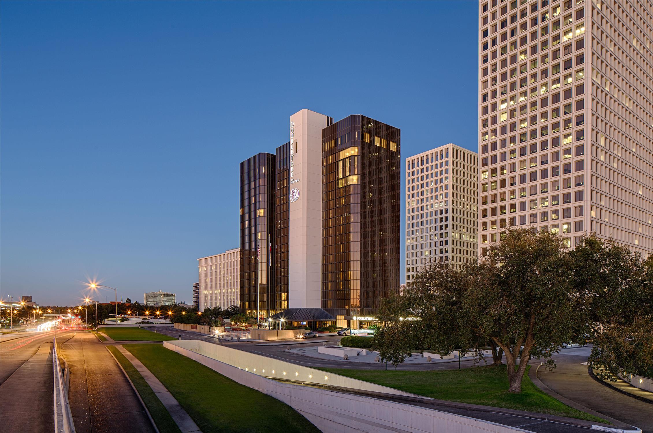 DoubleTree by Hilton Hotel Houston Greenway Plaza 1