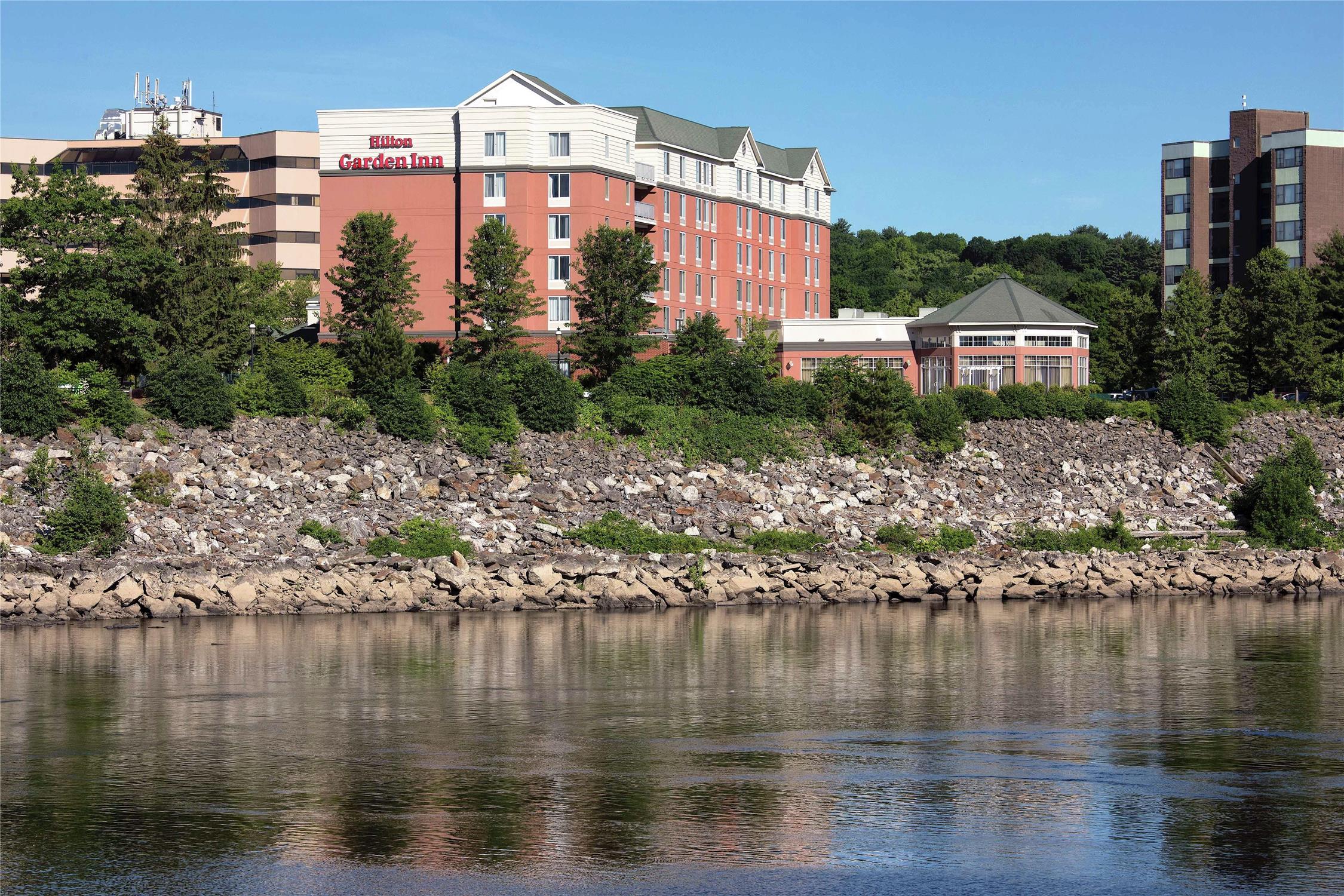 Hilton Garden Inn Auburn Riverwatch 1