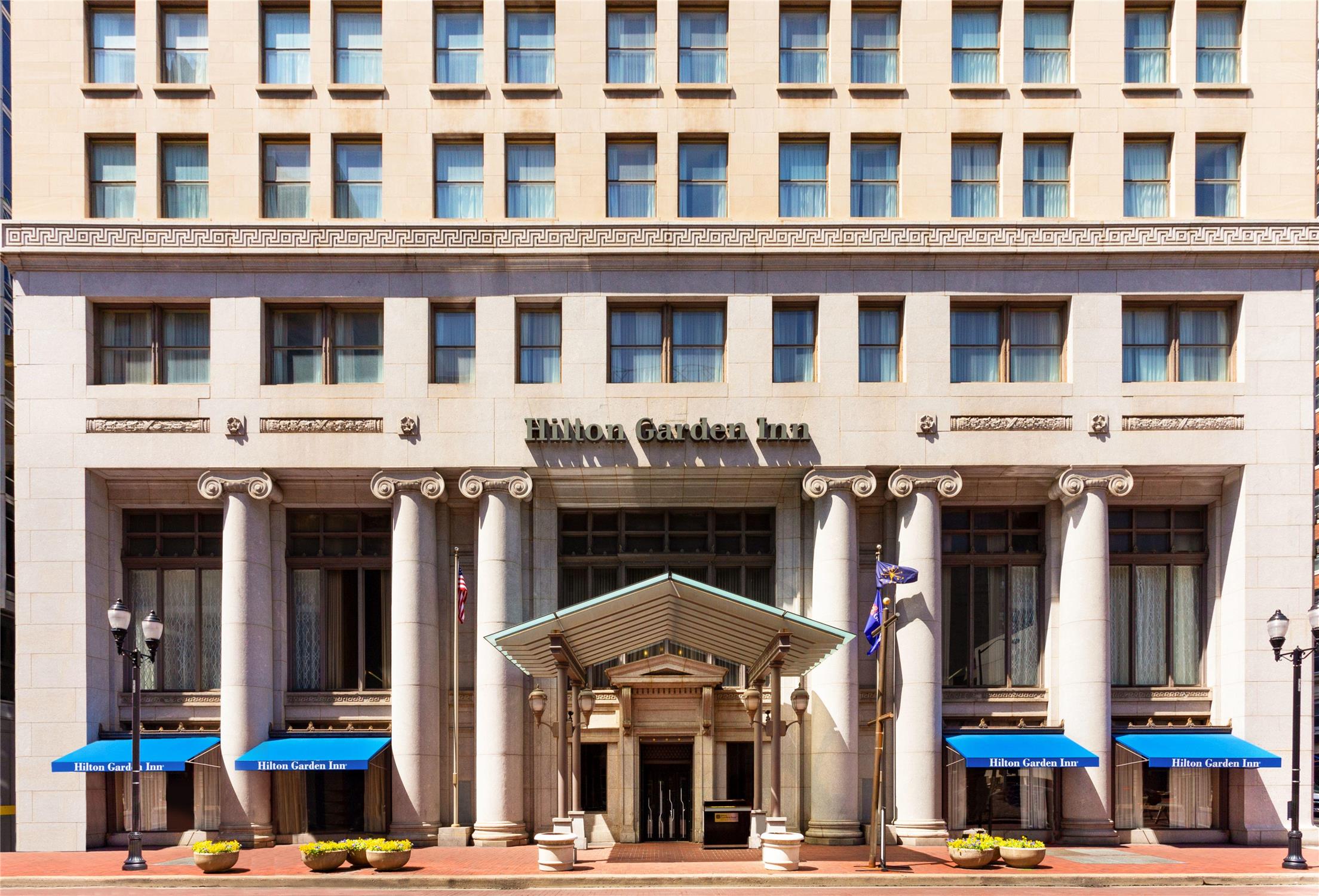 Hilton Garden Inn Indianapolis Downtown 2