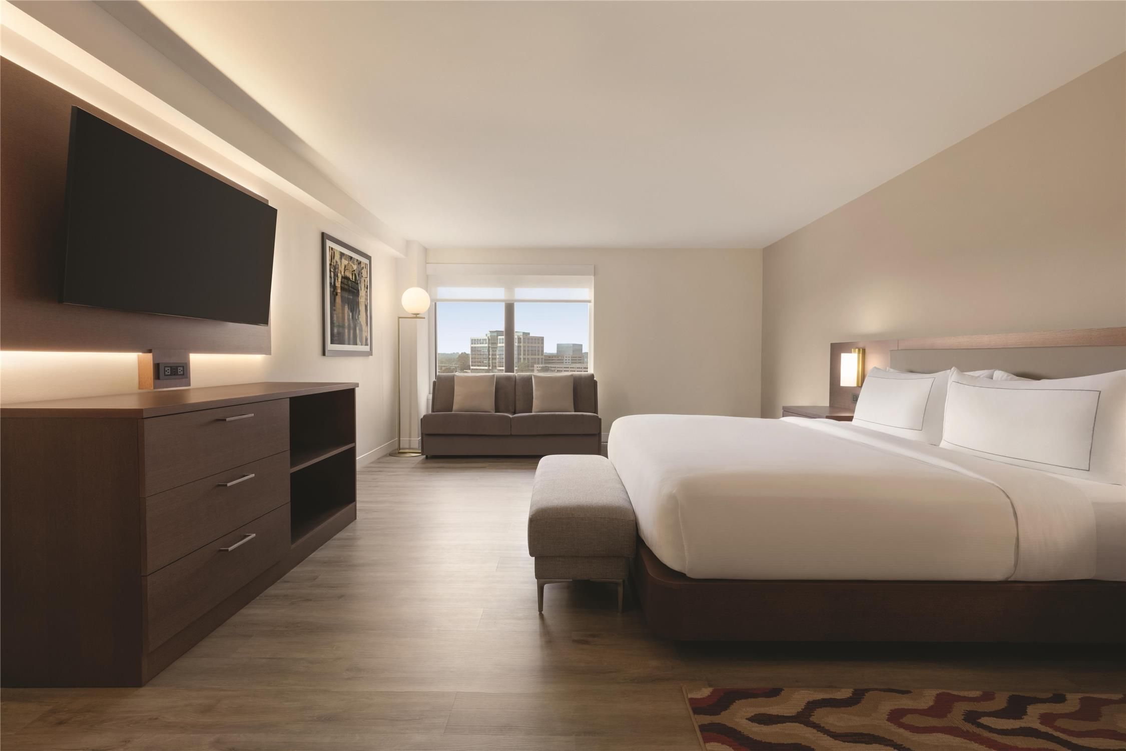 1 king bed mobility accessible
