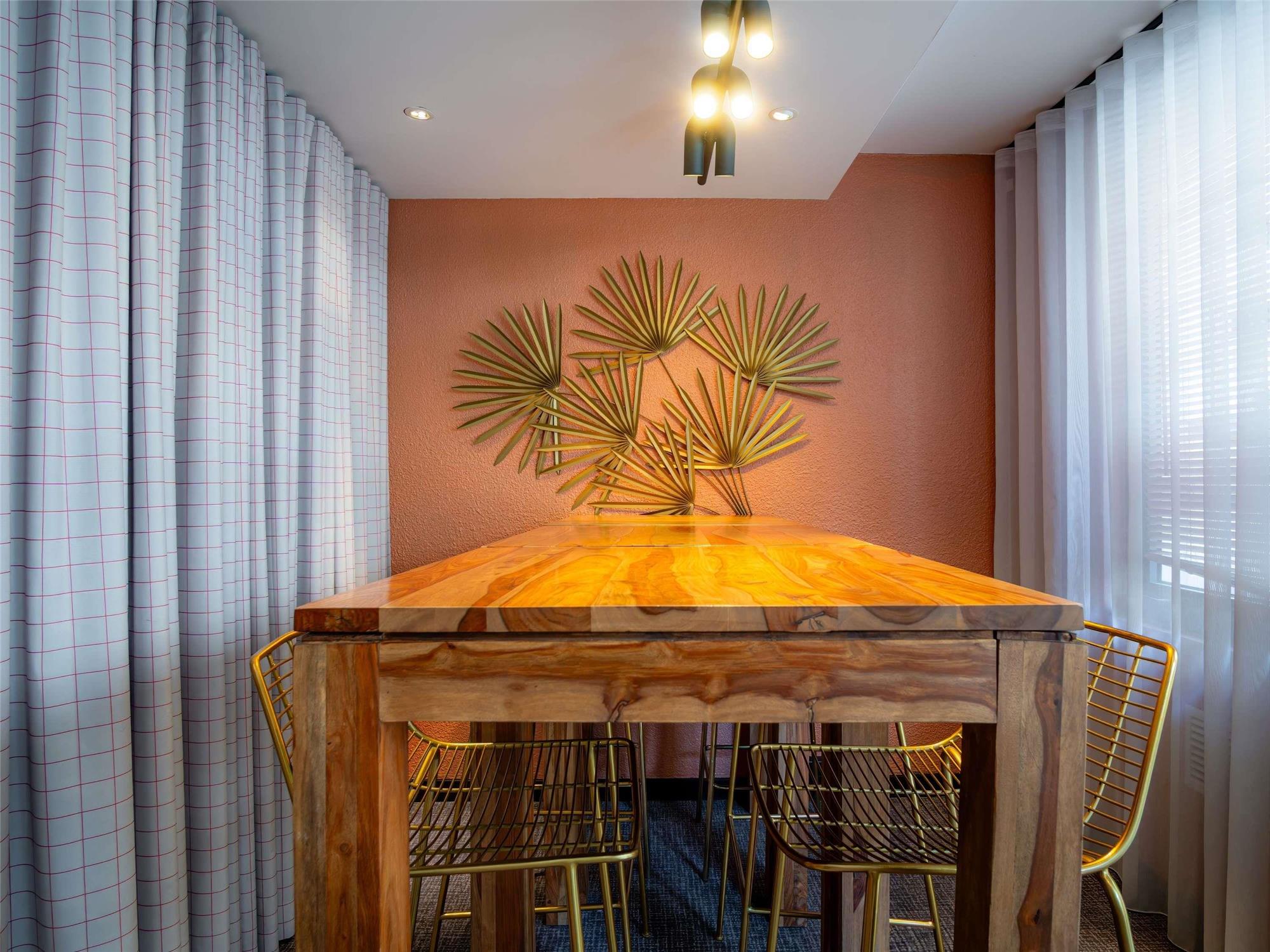 Mercure Paris 15 Porte de Versailles 2