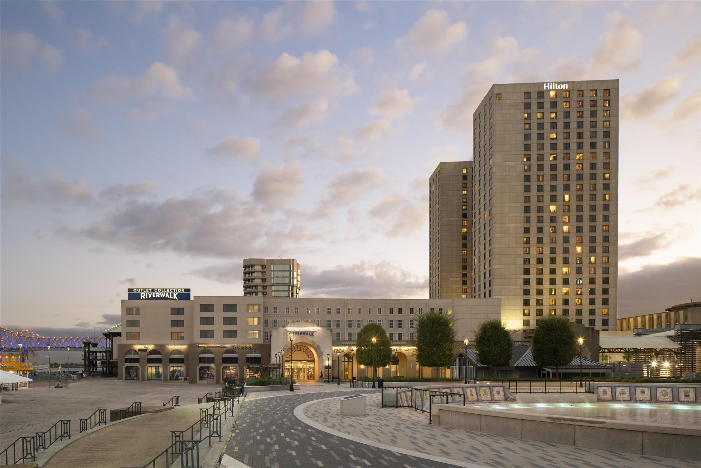 Hilton New Orleans Riverside 1