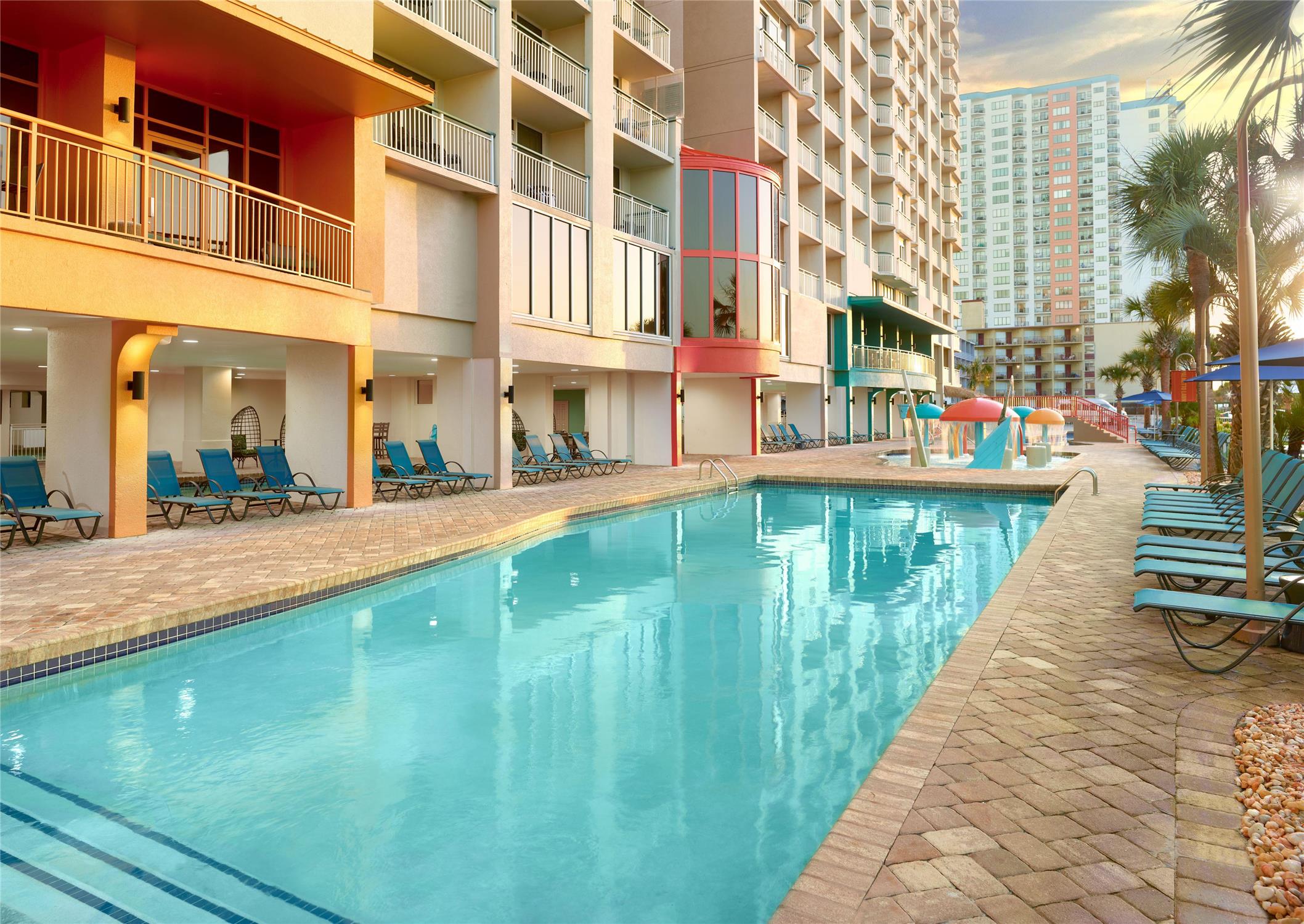 Hampton Inn & Suites Myrtle Beach/Oceanfront 1
