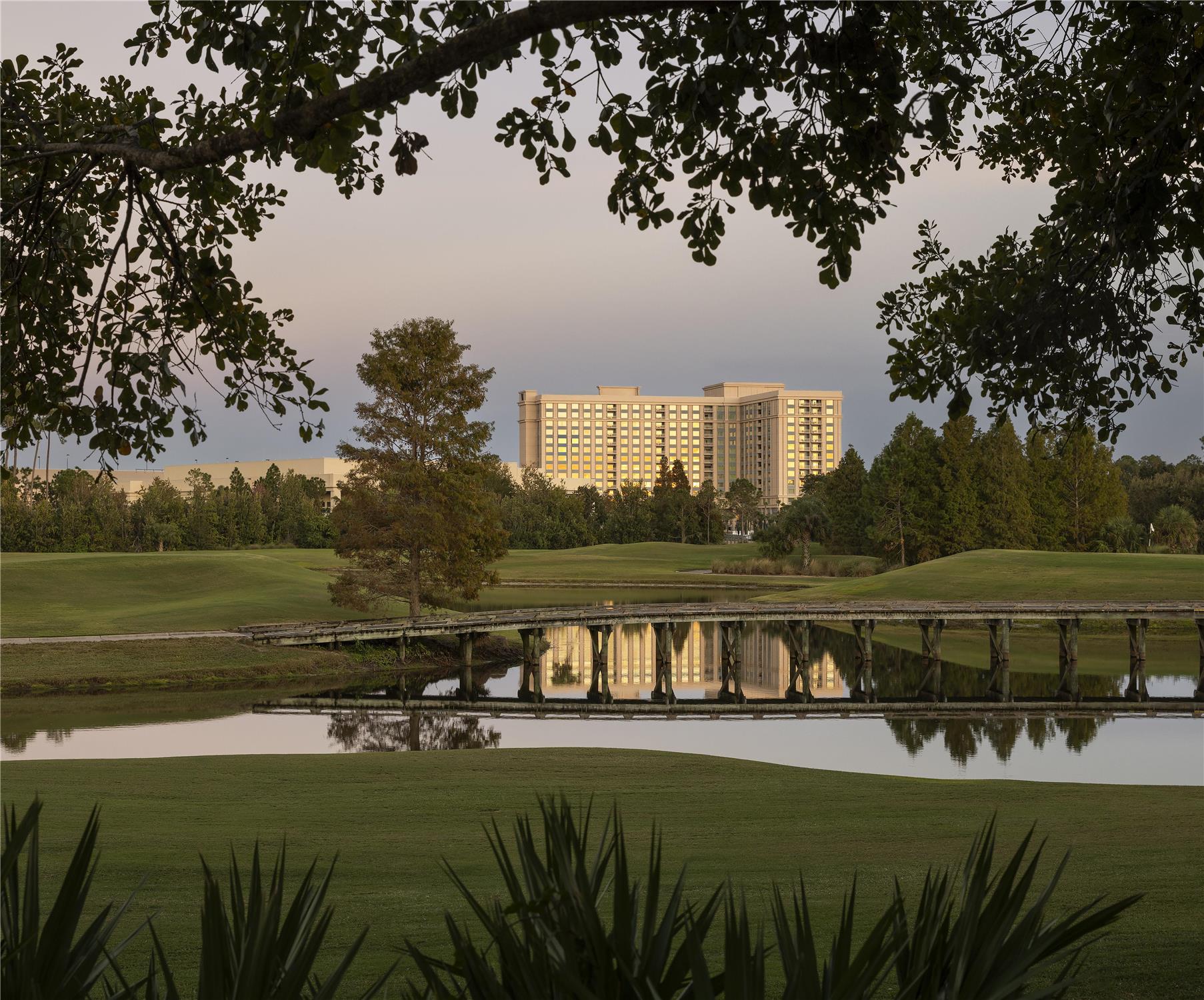Waldorf Astoria Orlando - An Official Walt Disney World Hotel 2