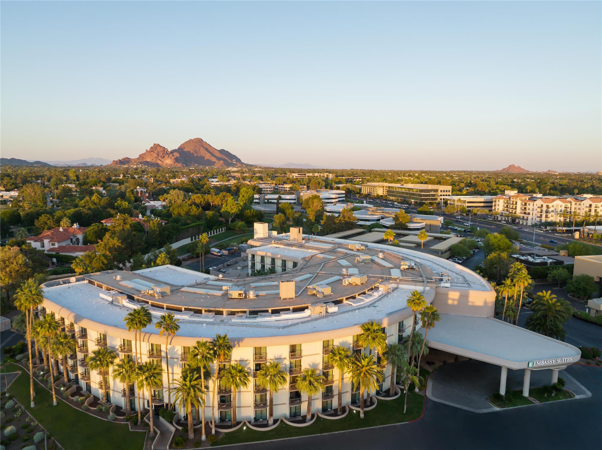 Embassy Suites by Hilton Phoenix Biltmore 1
