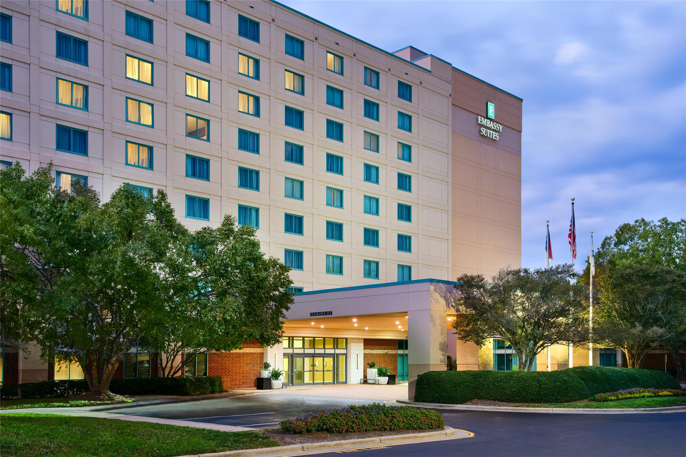 Embassy Suites by Hilton Raleigh Durham Research Triangle 2