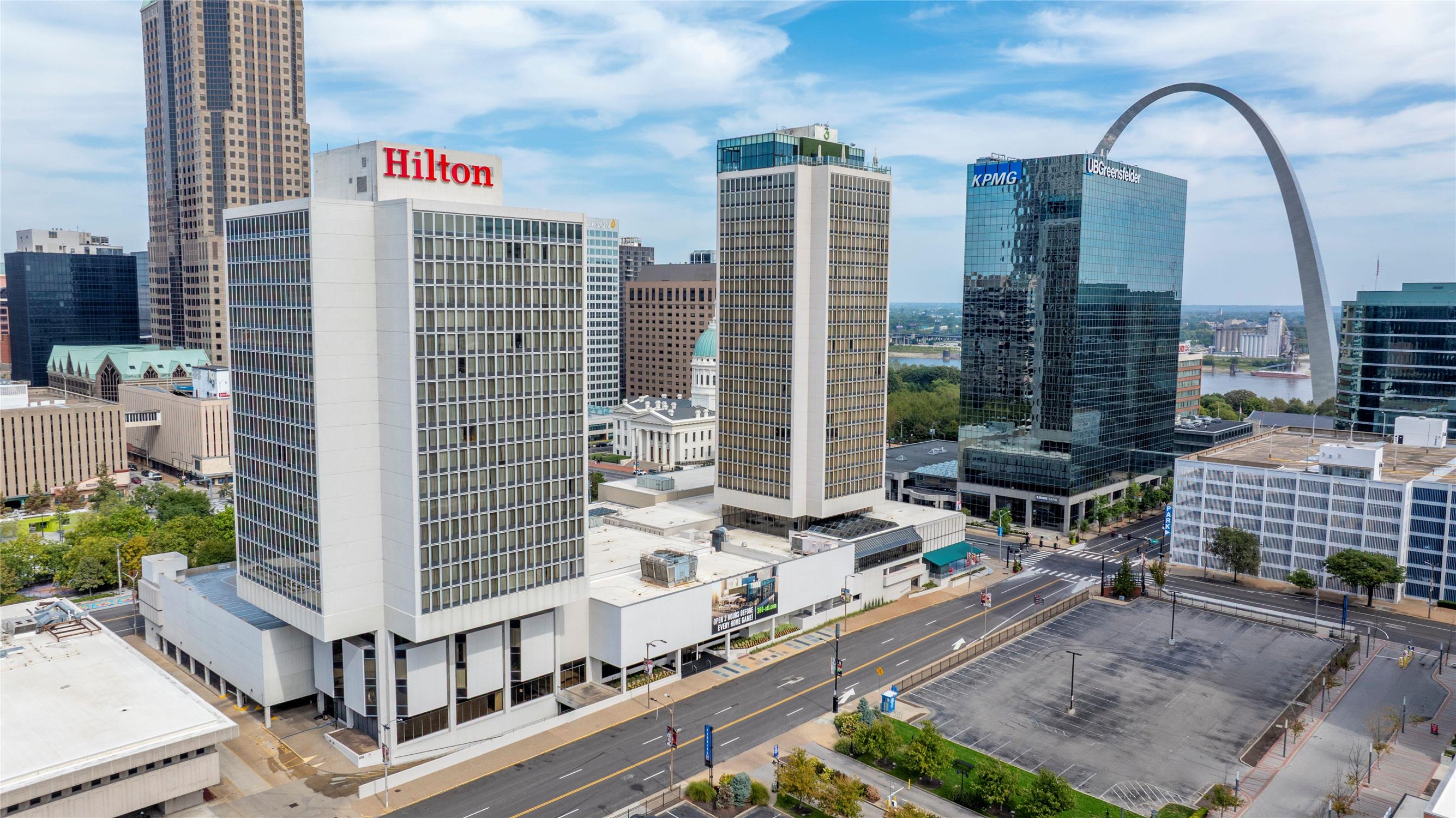 Hilton St. Louis at the Ballpark 1