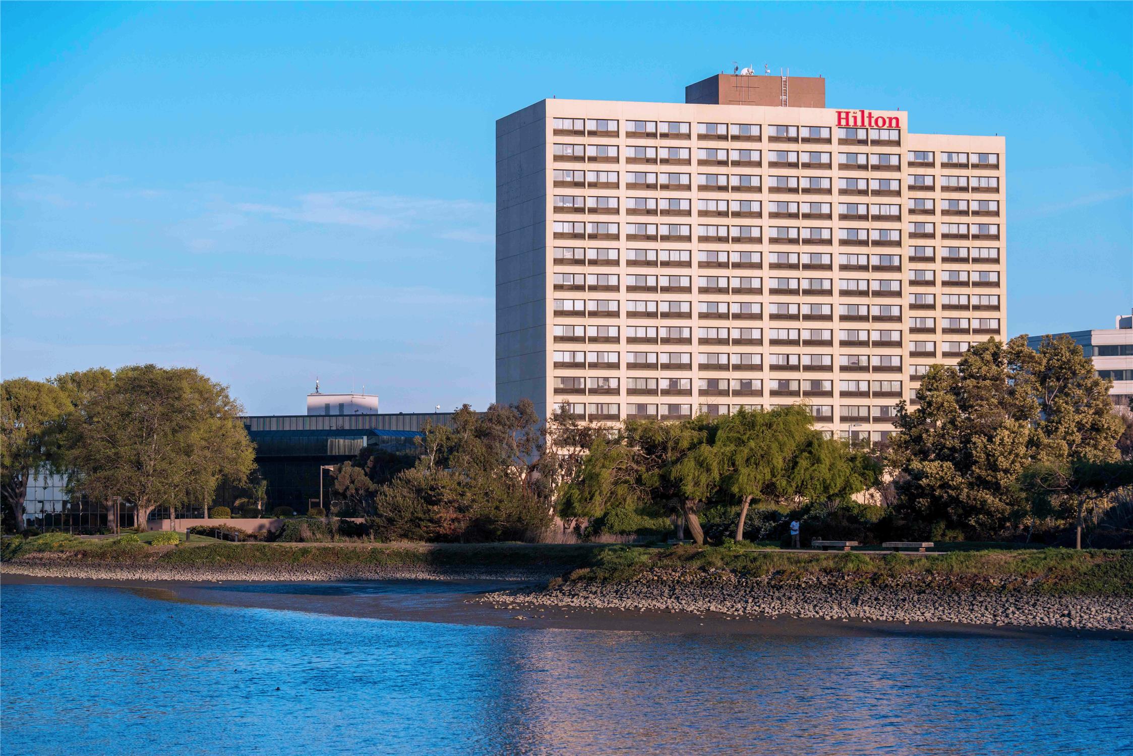 Hilton San Francisco Airport Bayfront 1