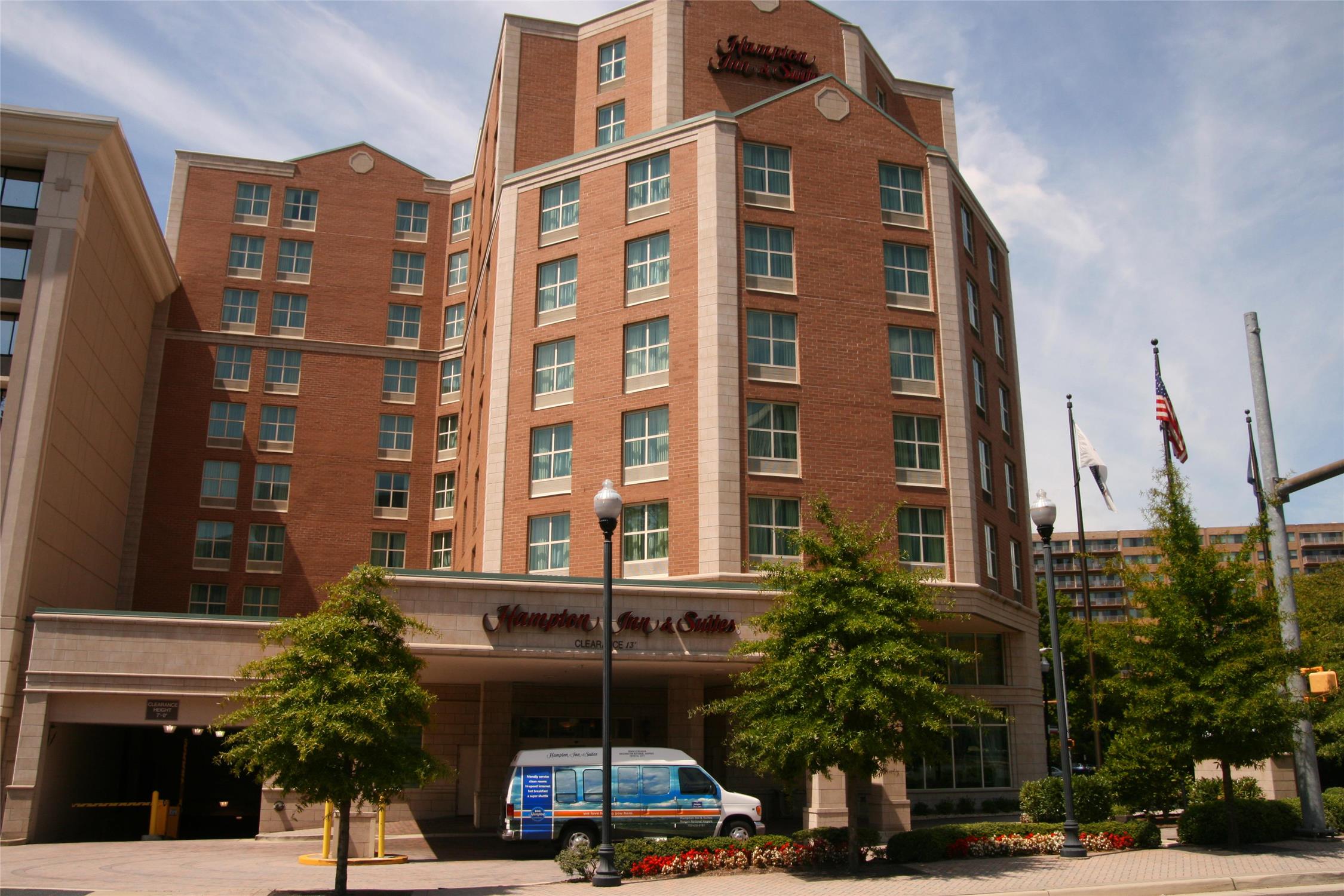 Hampton Inn & Suites Arlington Crystal City DCA 2