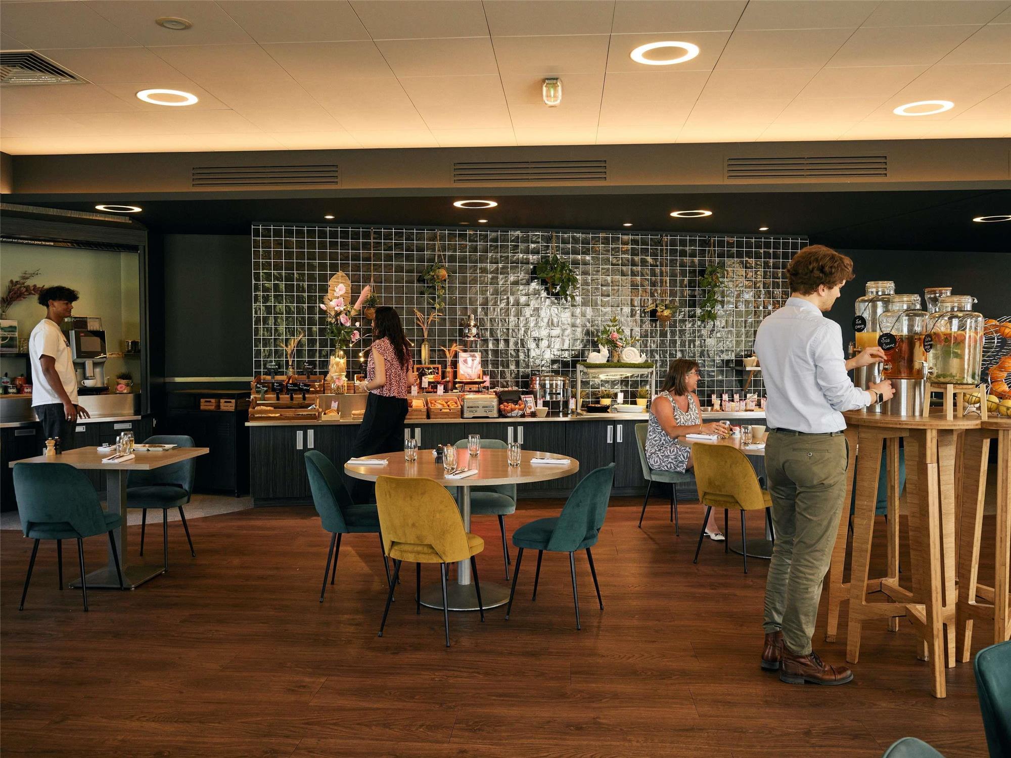 Novotel Reims Tinqueux 1