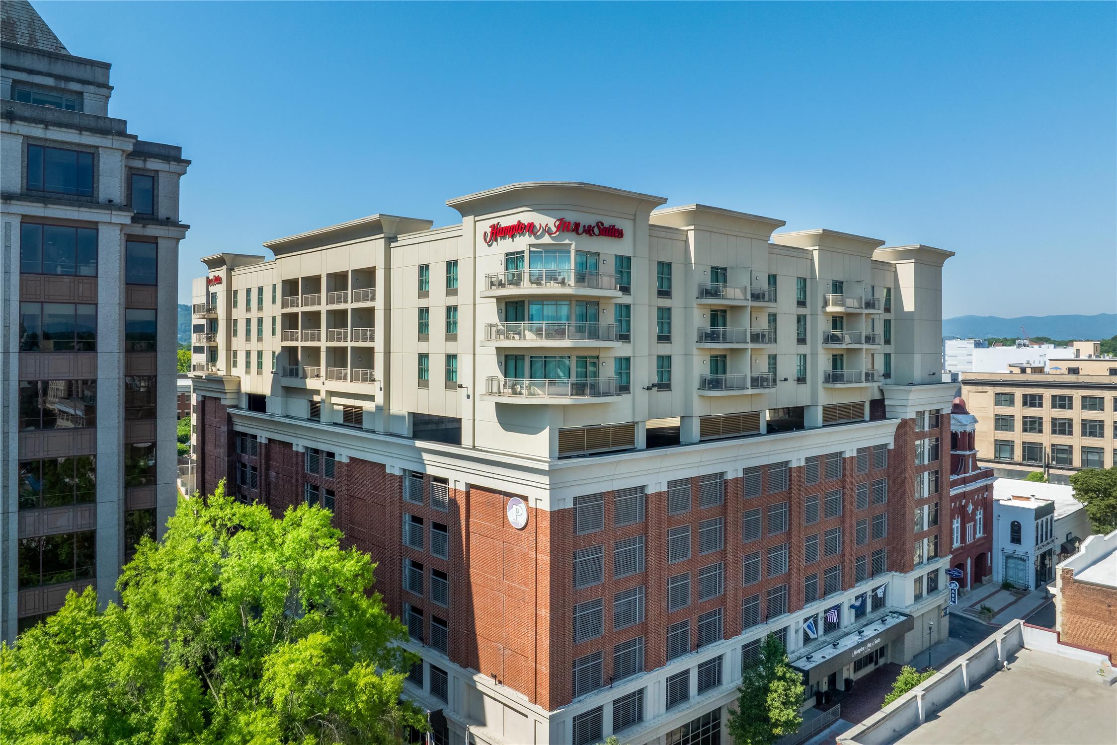 Hampton Inn & Suites - Roanoke-Downtown, VA 2