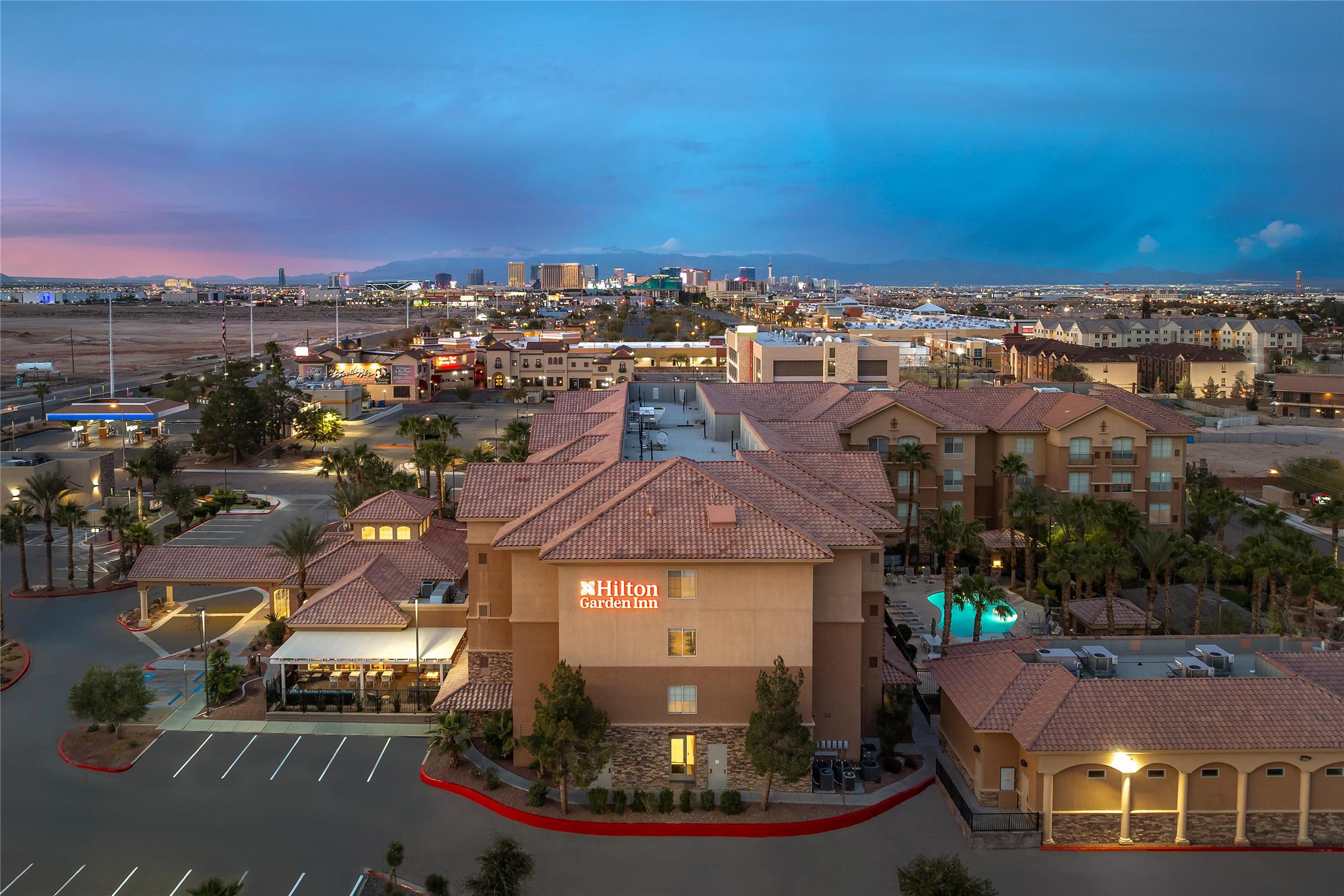 Hilton Garden Inn Las Vegas Strip South 2