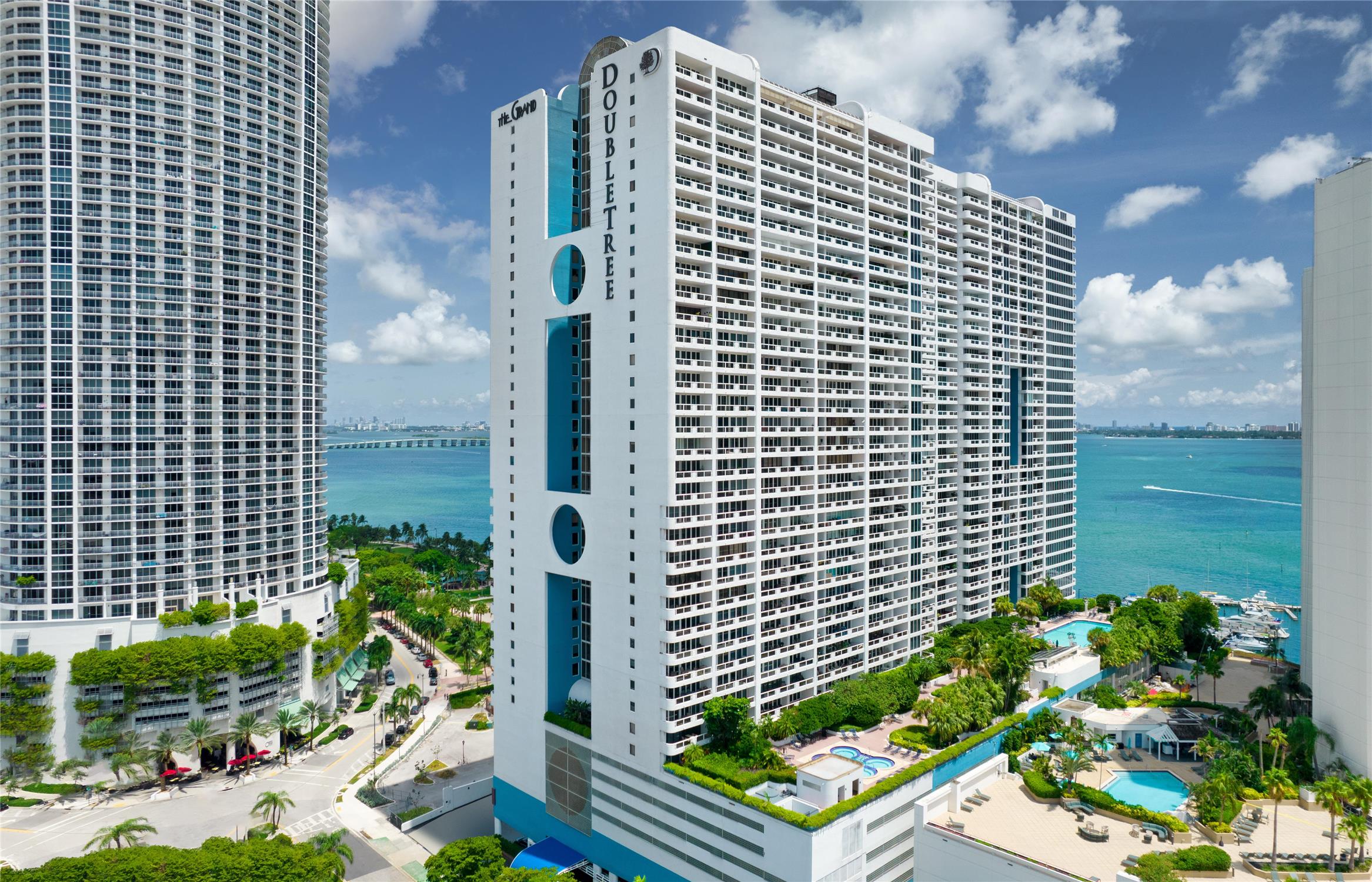 DoubleTree by Hilton Grand Hotel Biscayne Bay 2