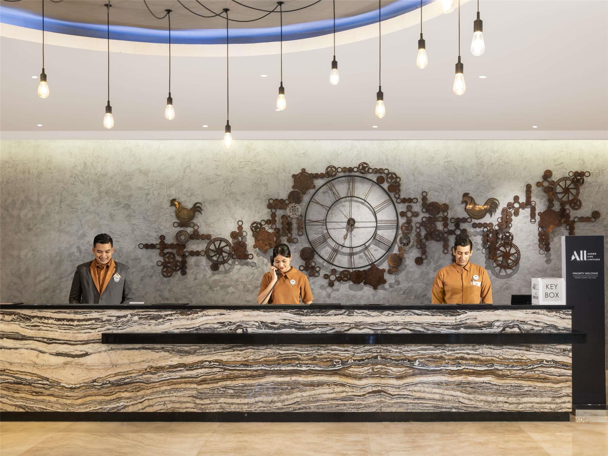 Mercure Jakarta Cikini 2