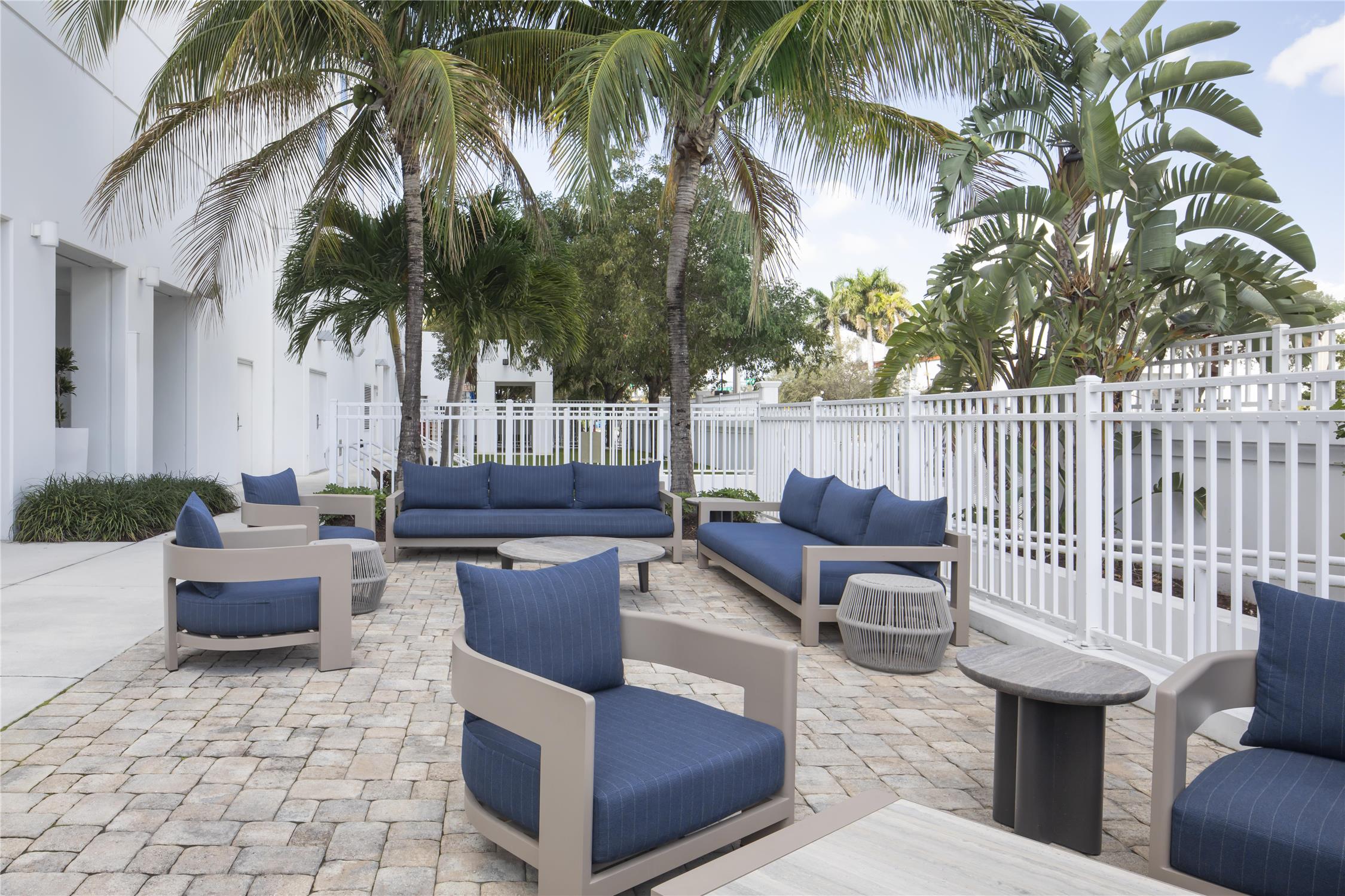 Hilton Garden Inn Miami Dolphin Mall, FL 2