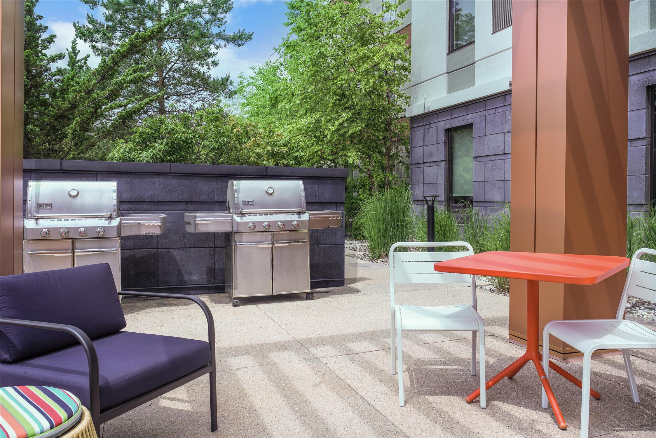 Home2 Suites by Hilton Milwaukee Airport 2