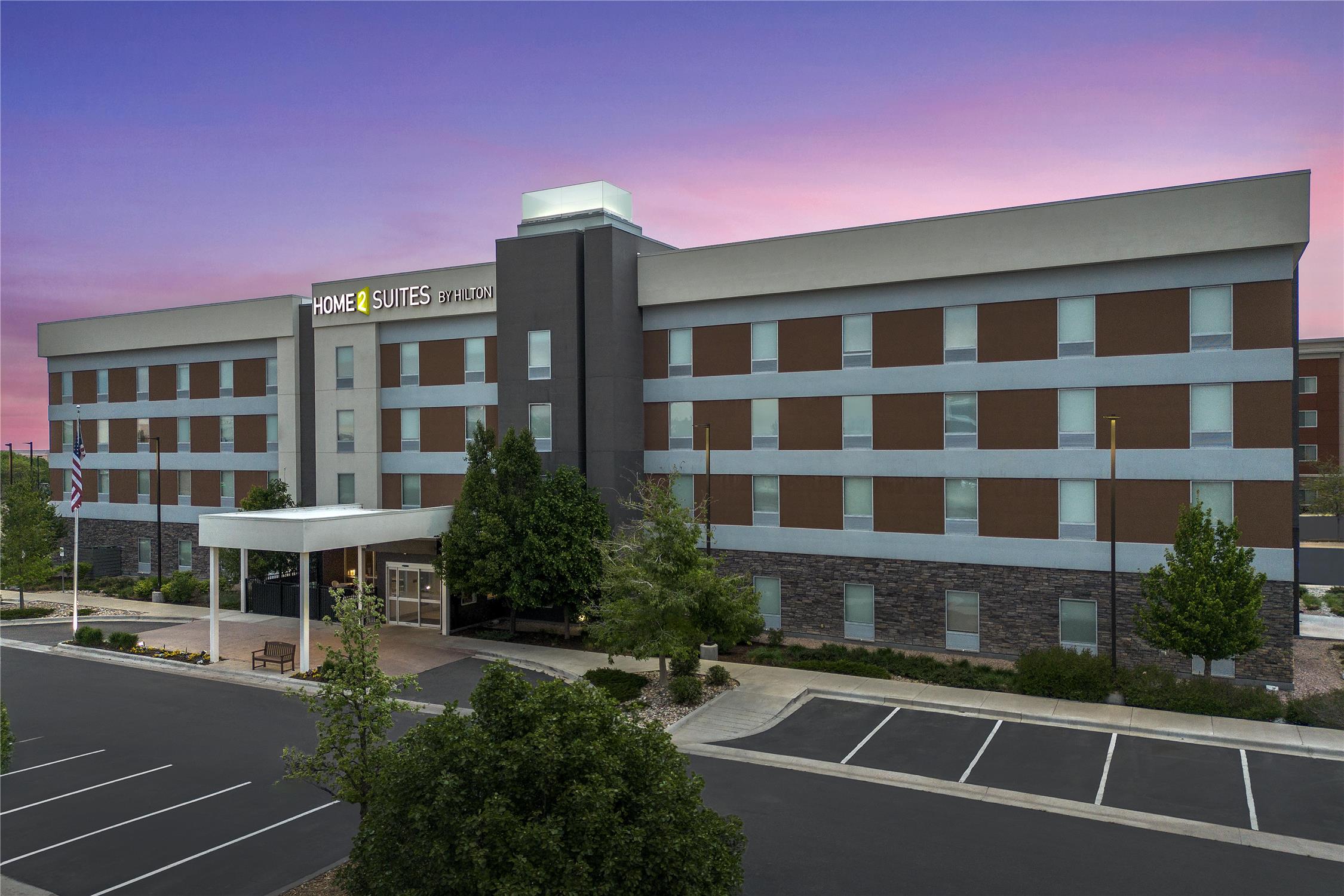 Home2 Suites by Hilton Denver International Airport 2