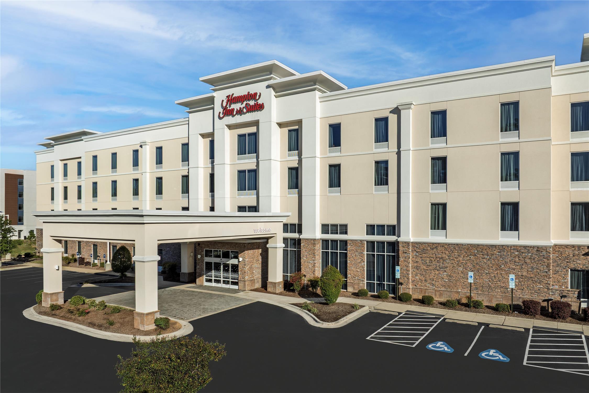 Hampton Inn and Suites Fayetteville, NC 2