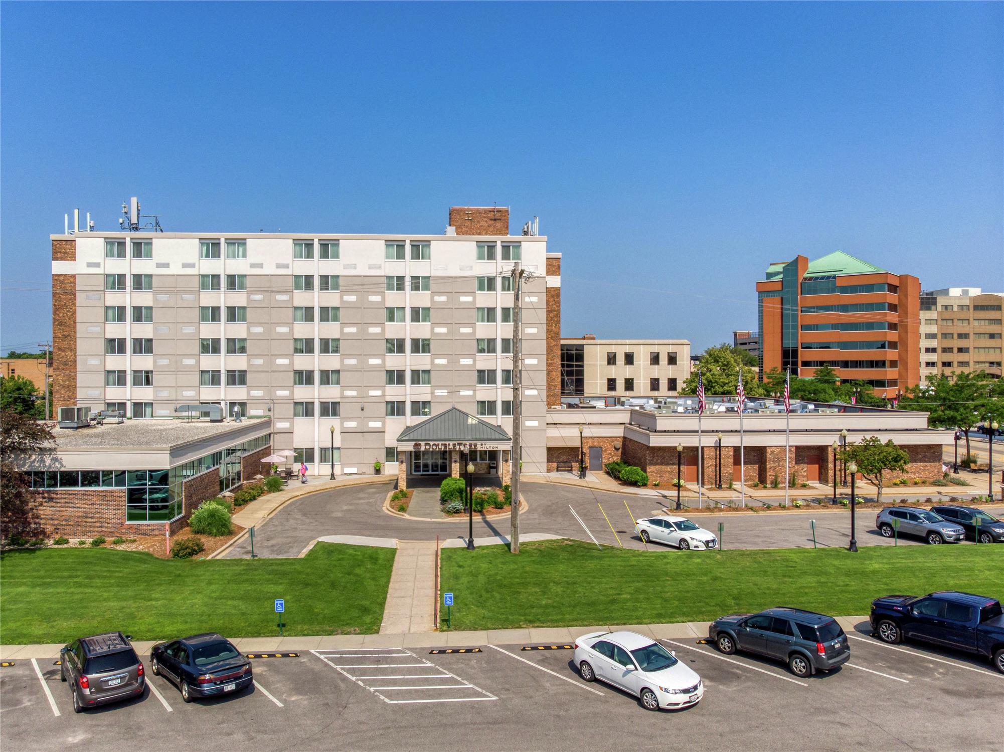 DoubleTree by Hilton Neenah 2