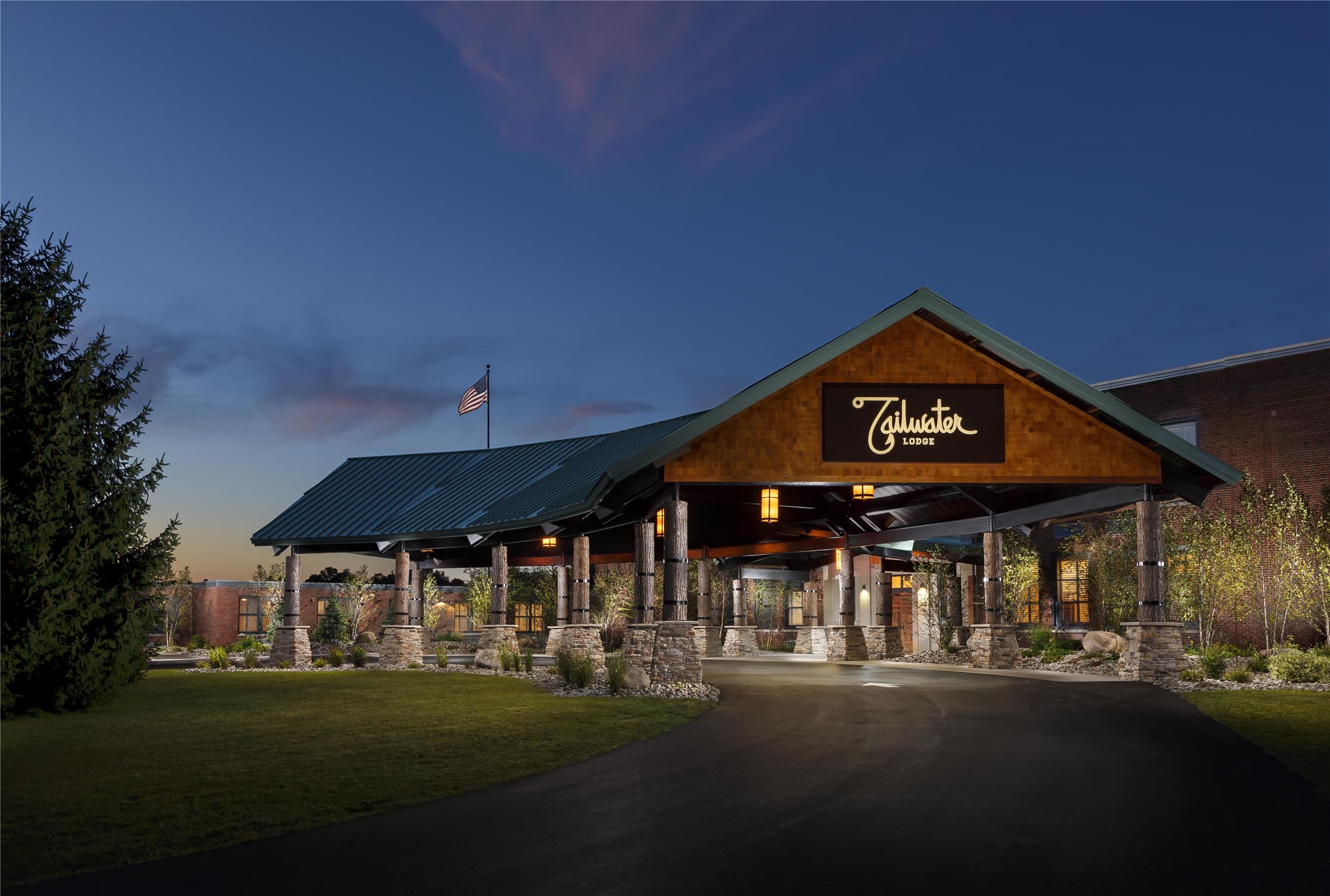Tailwater Lodge Altmar, Tapestry Collection By Hilton 1