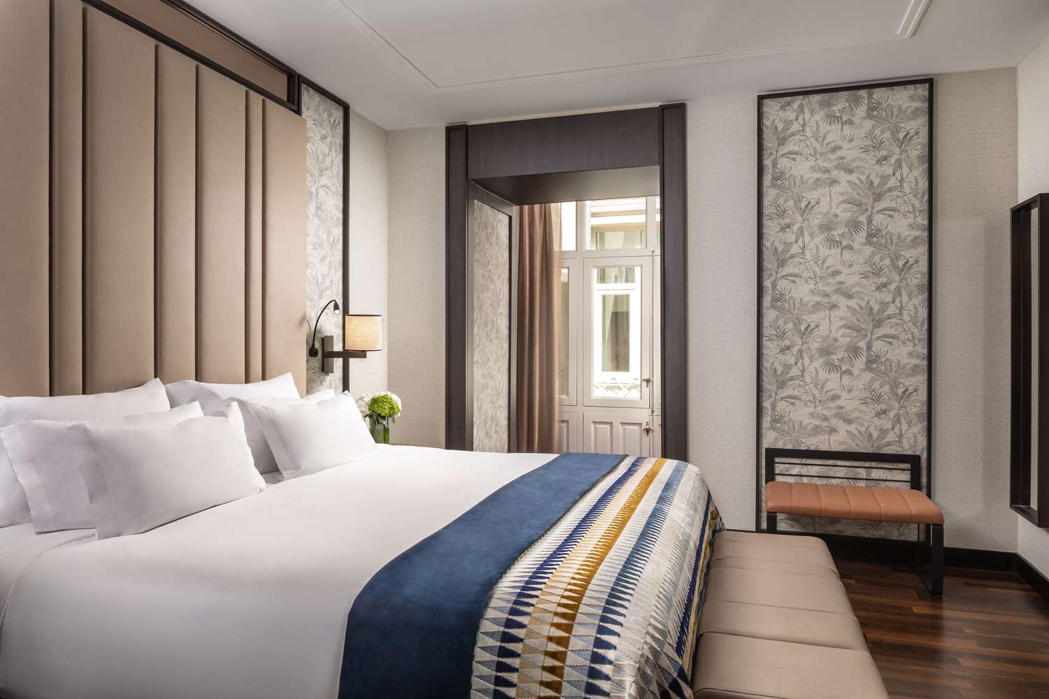 Deluxe Twin/Double Room