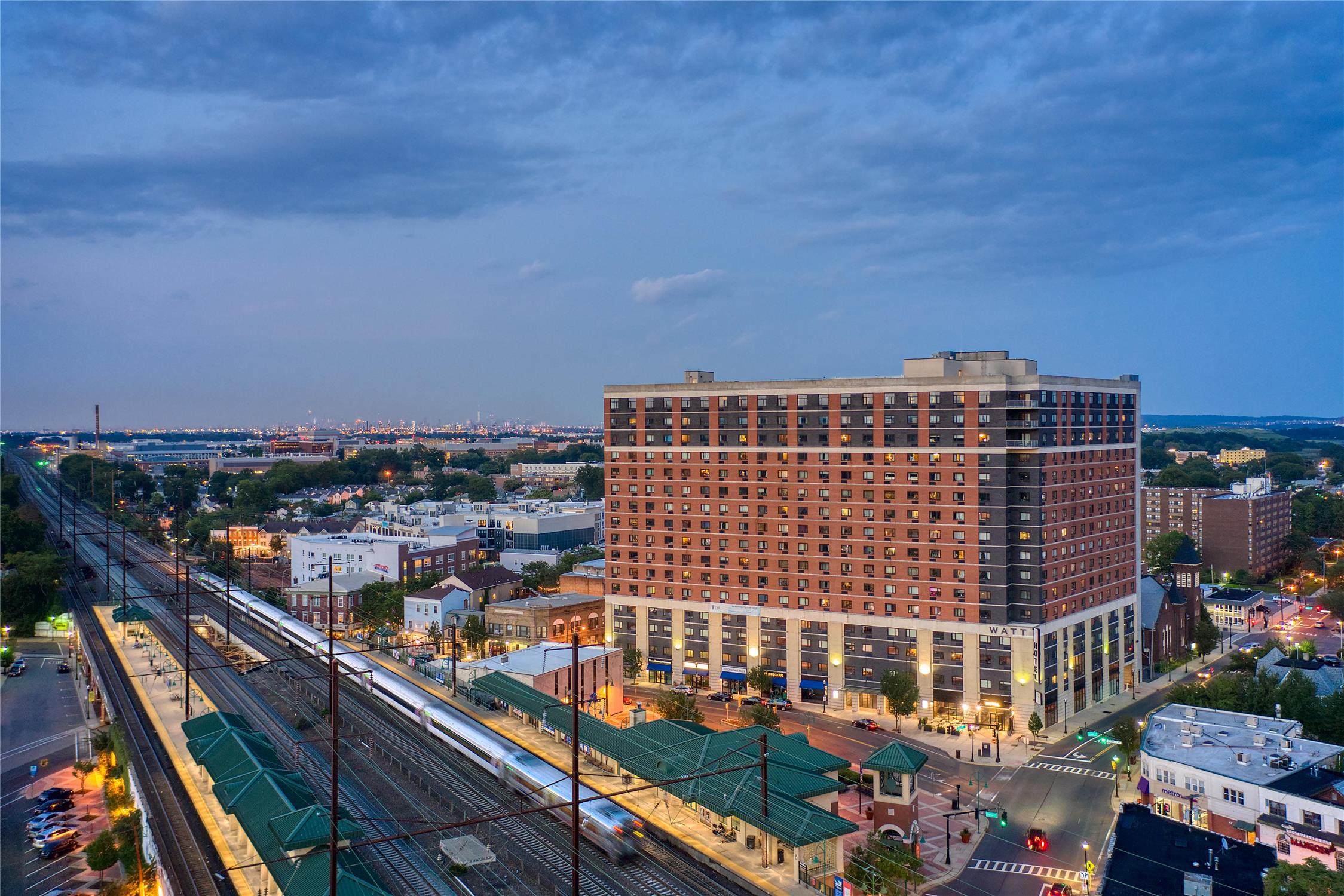 Watt Hotel Tapestry Collection by Hilton 2