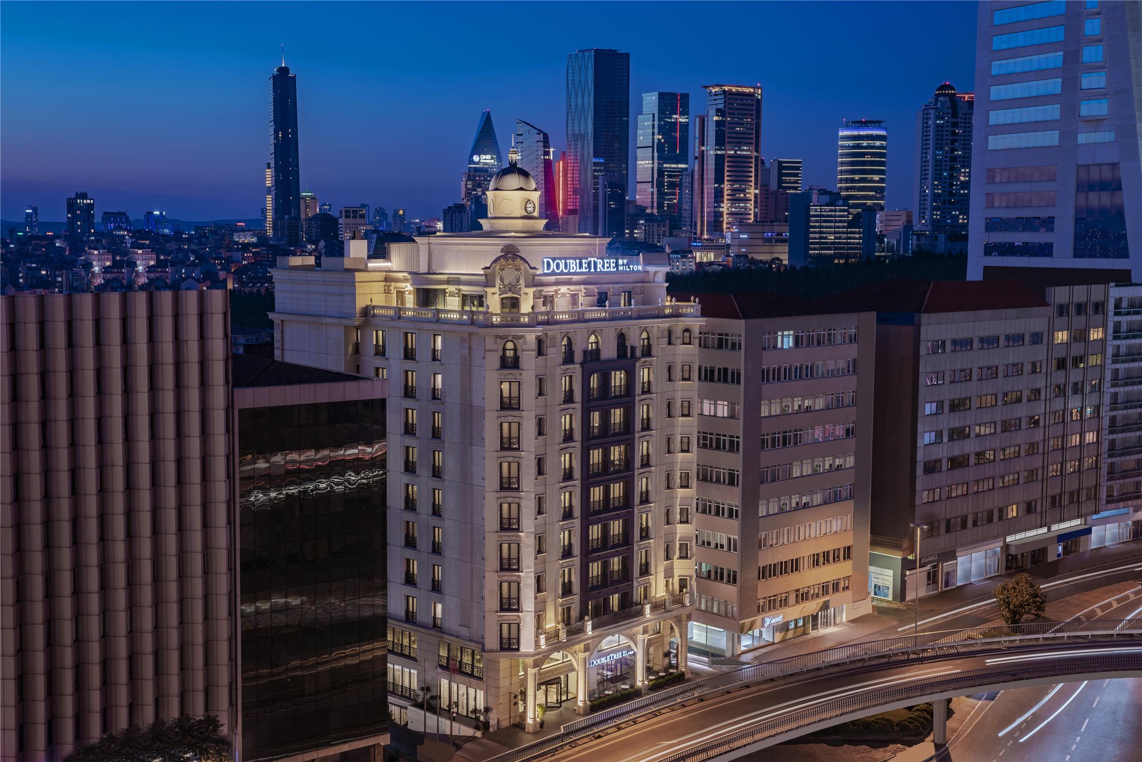 DoubleTree by Hilton Istanbul Gayrettepe 1